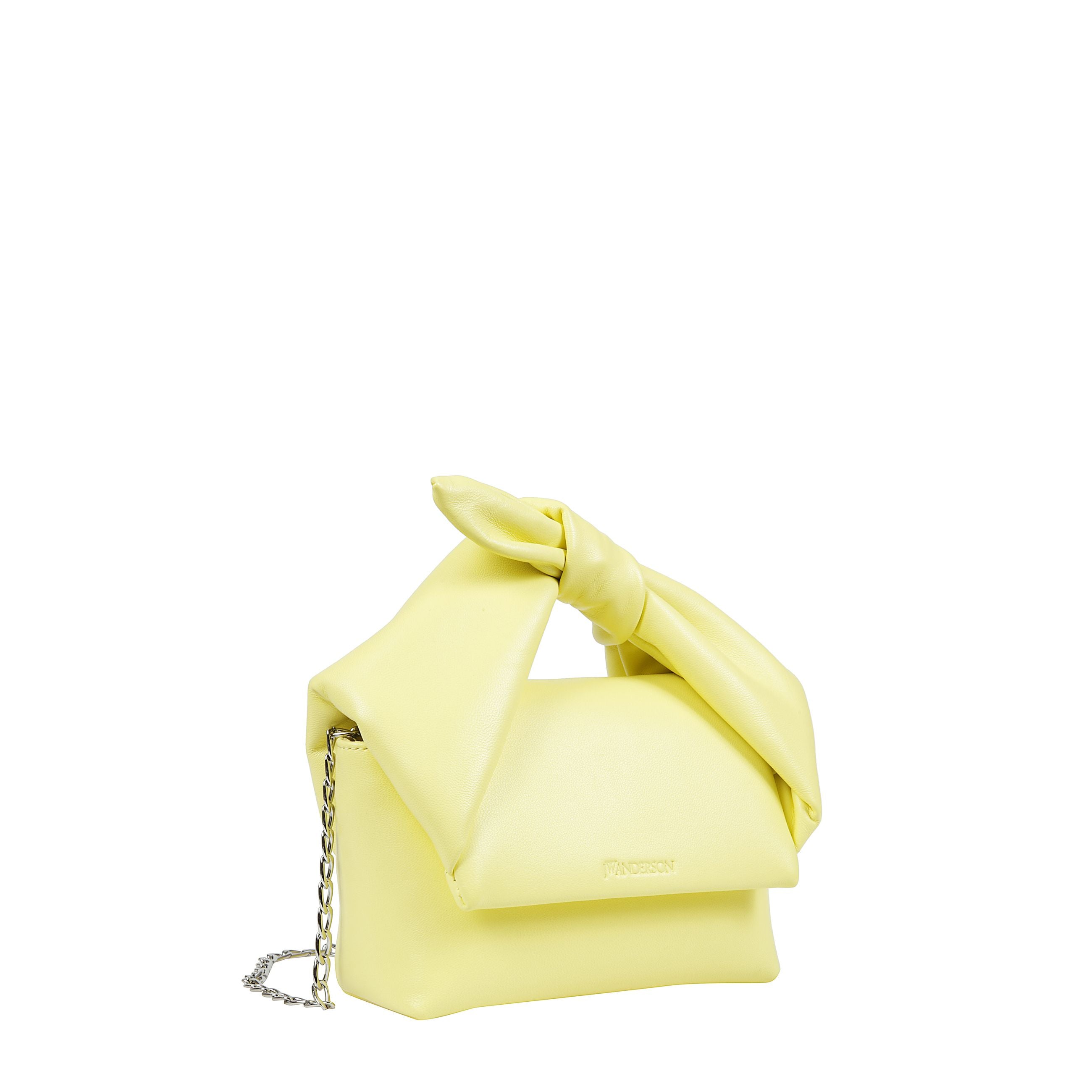 Bow small twister bag
borsa in pelle  con manico morbido ritorto, logo in rilievo sul davanti con catena a tracolla in oro staccabile e chiusura a patta magnetica