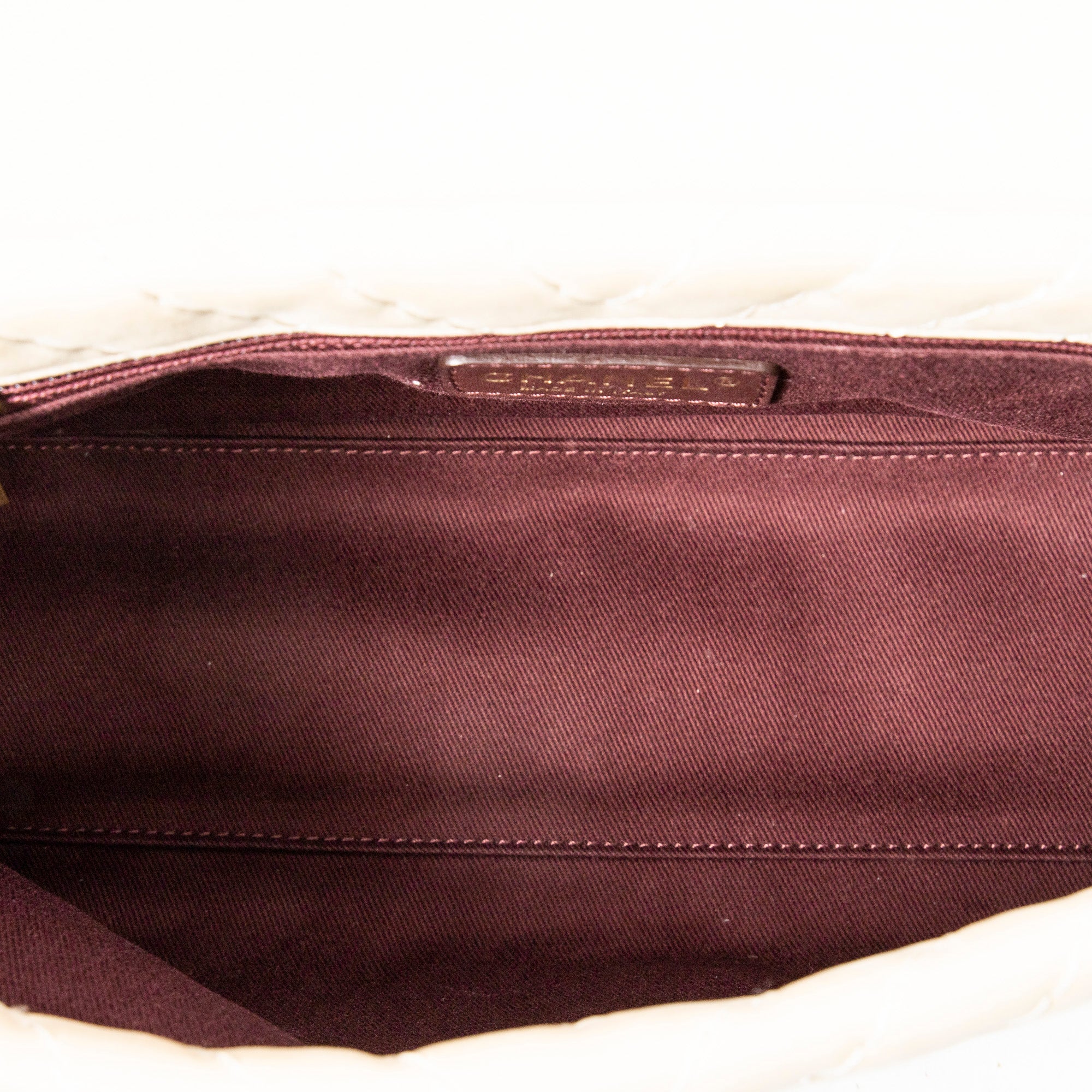 Surpique Chevron Flap 