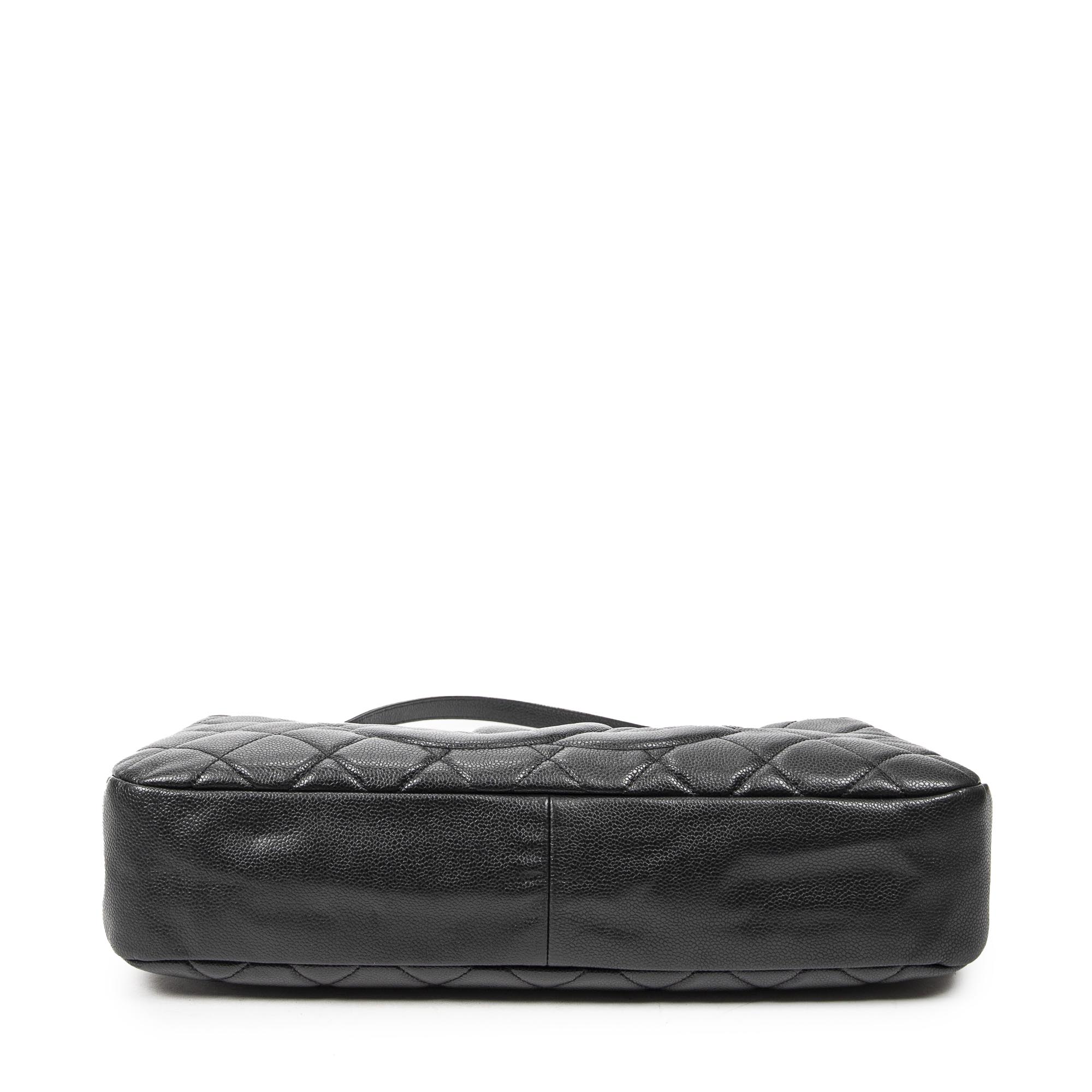 CC Timeless Soft Shopping Tote 