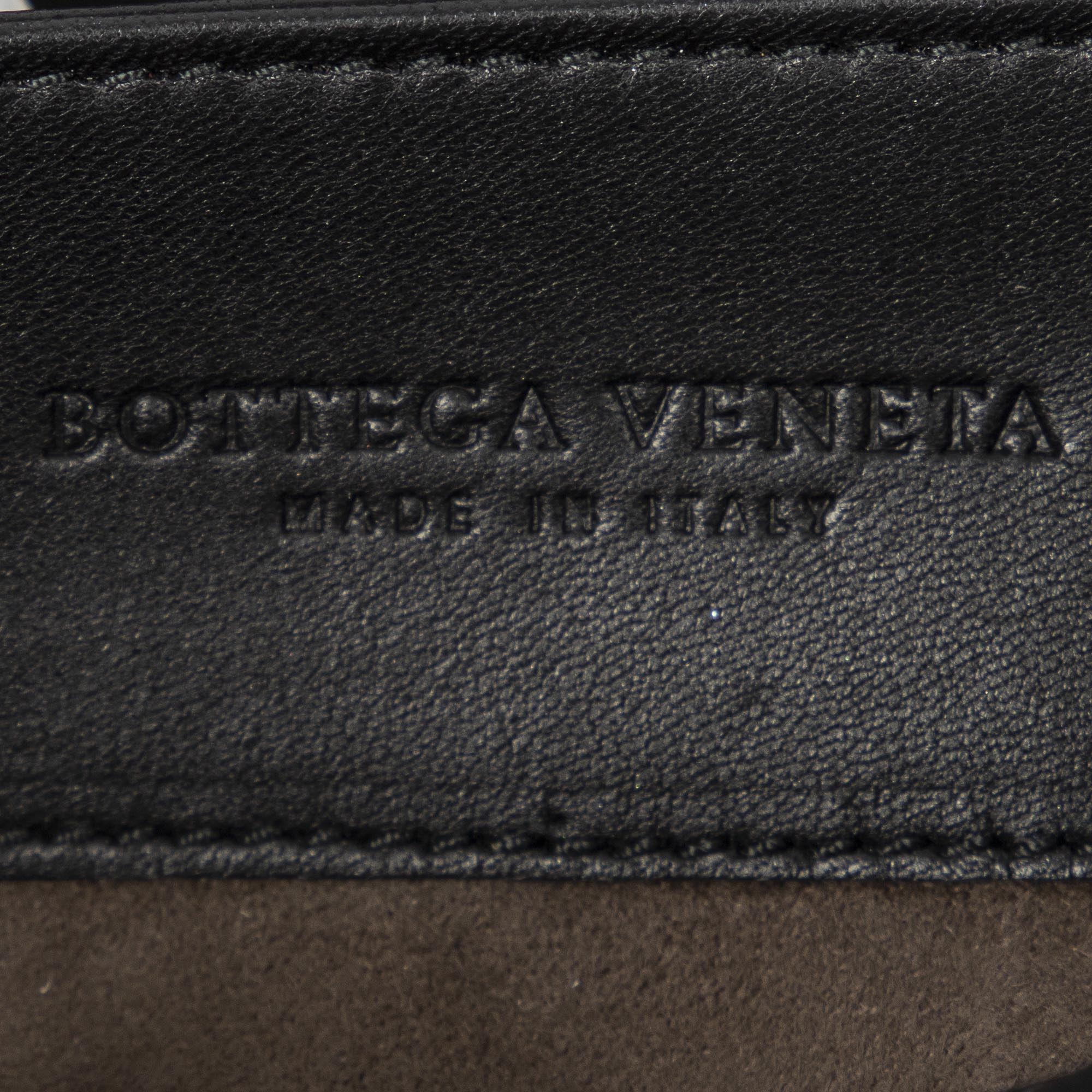 Three Flap Clutch 