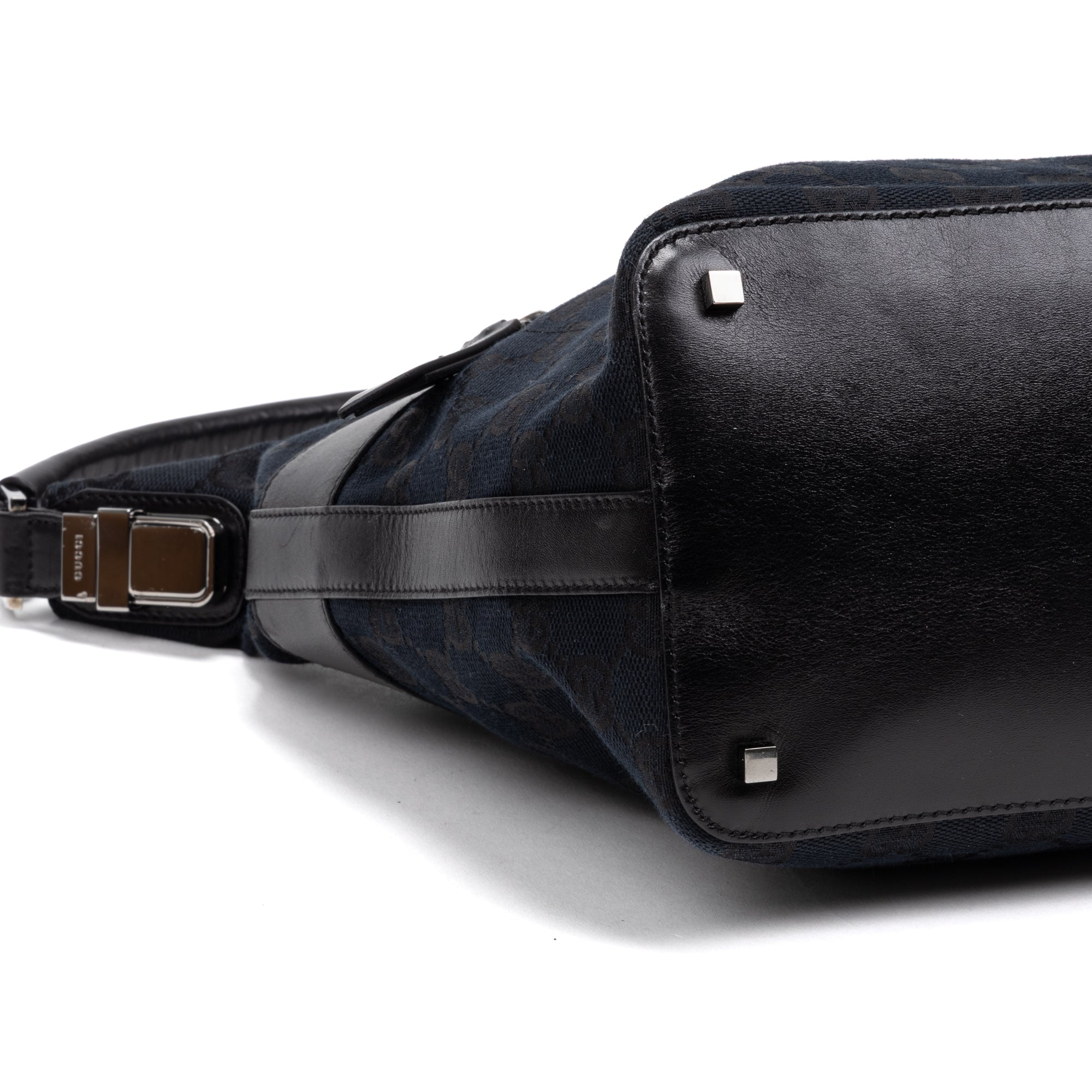 Front Pocket Zip Hobo 