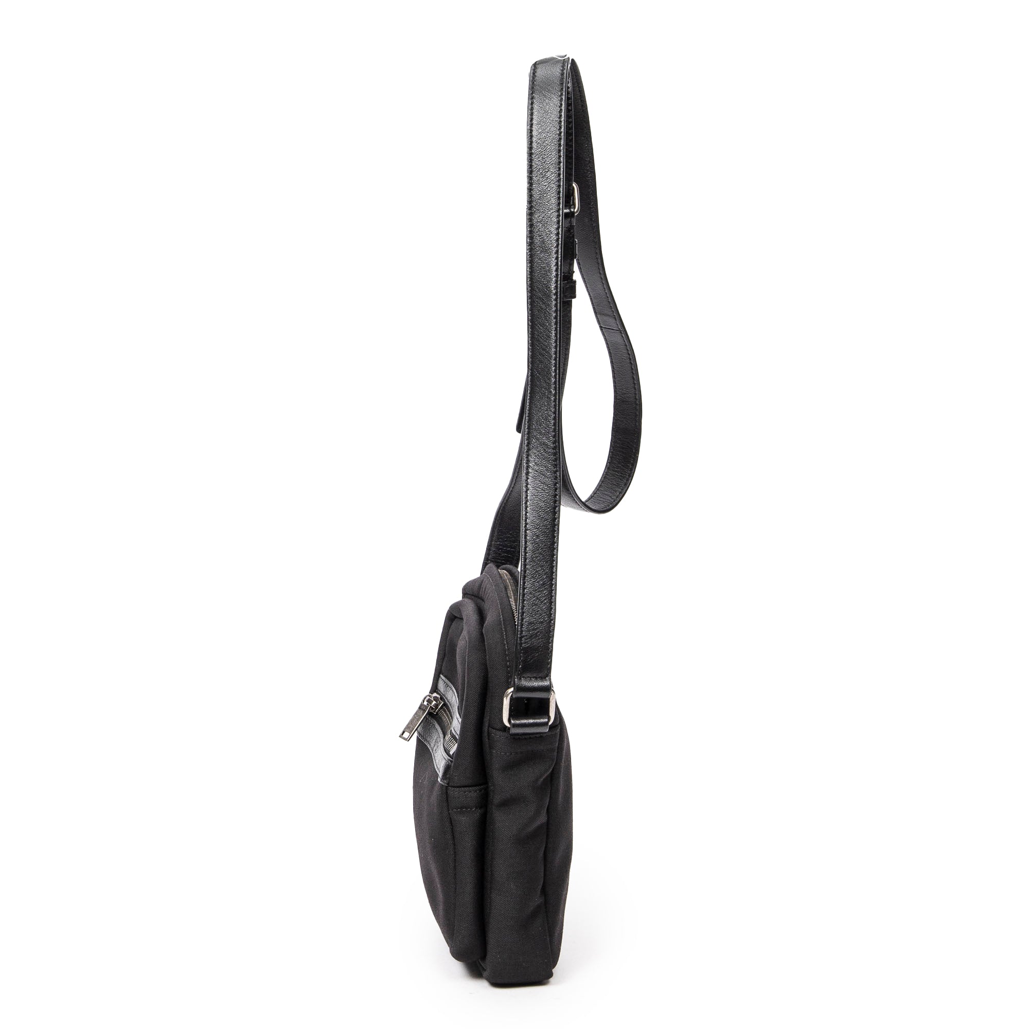 Sid Pouch Crossbody 