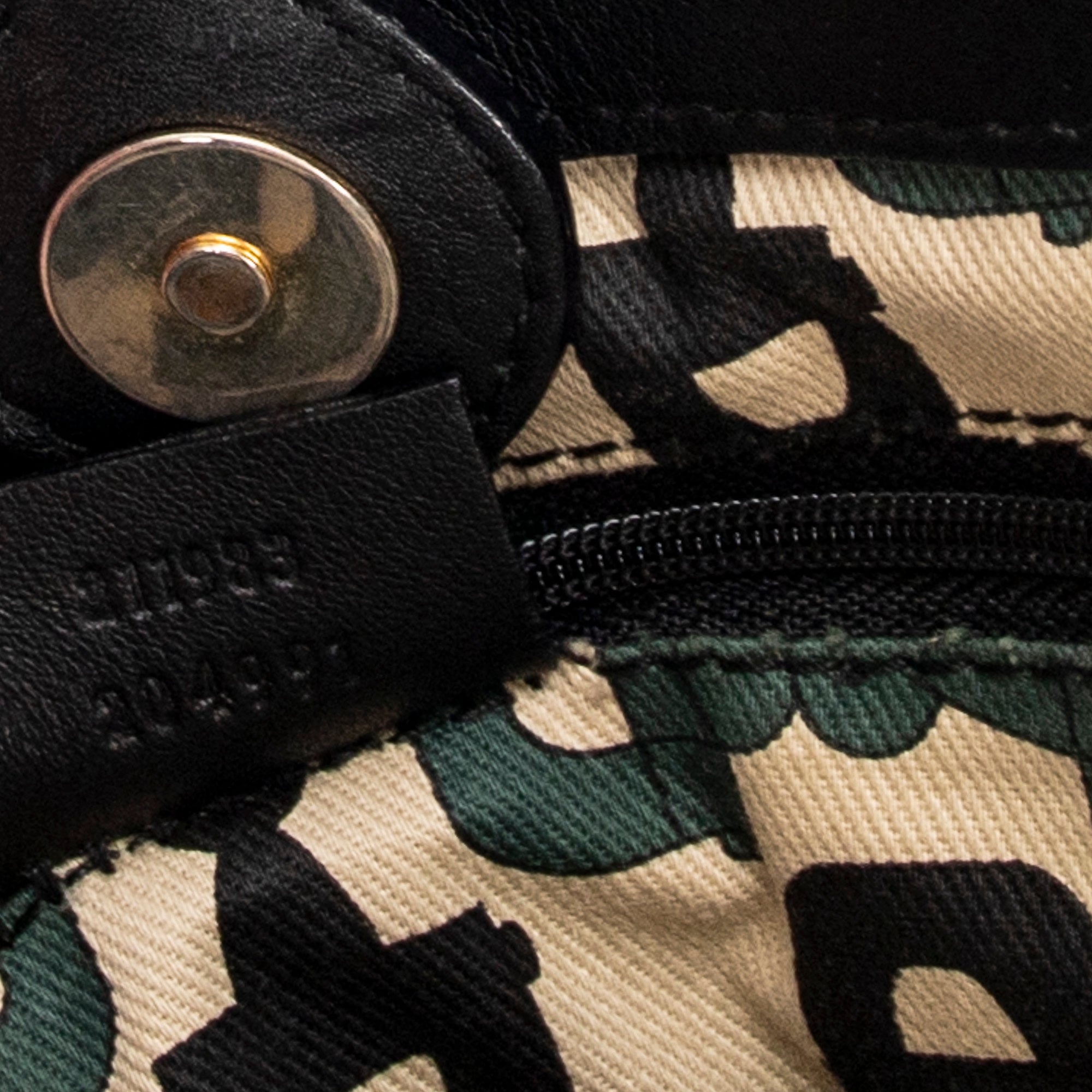 Abbey D-Ring Bucket Tote 