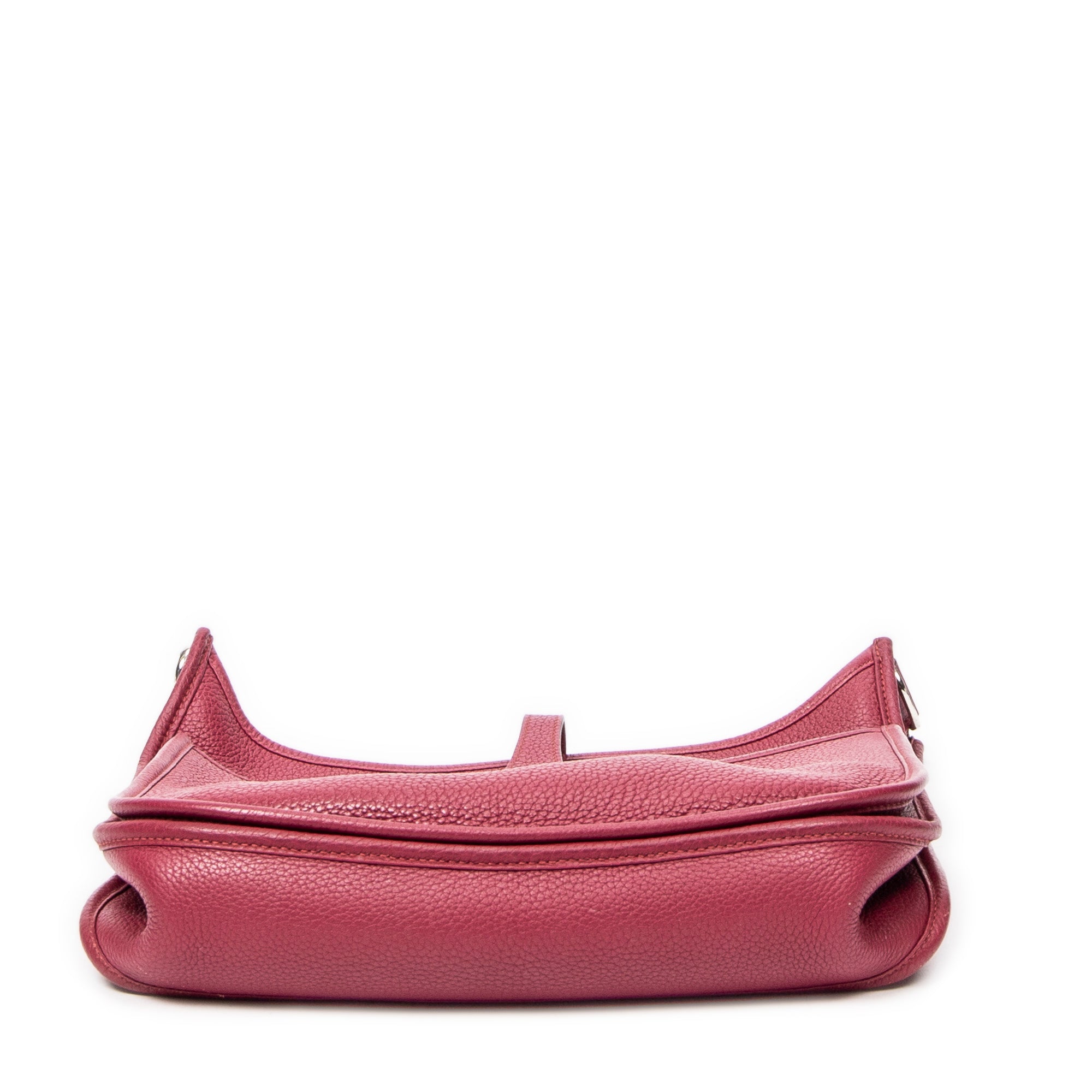 Evelyne III PM
