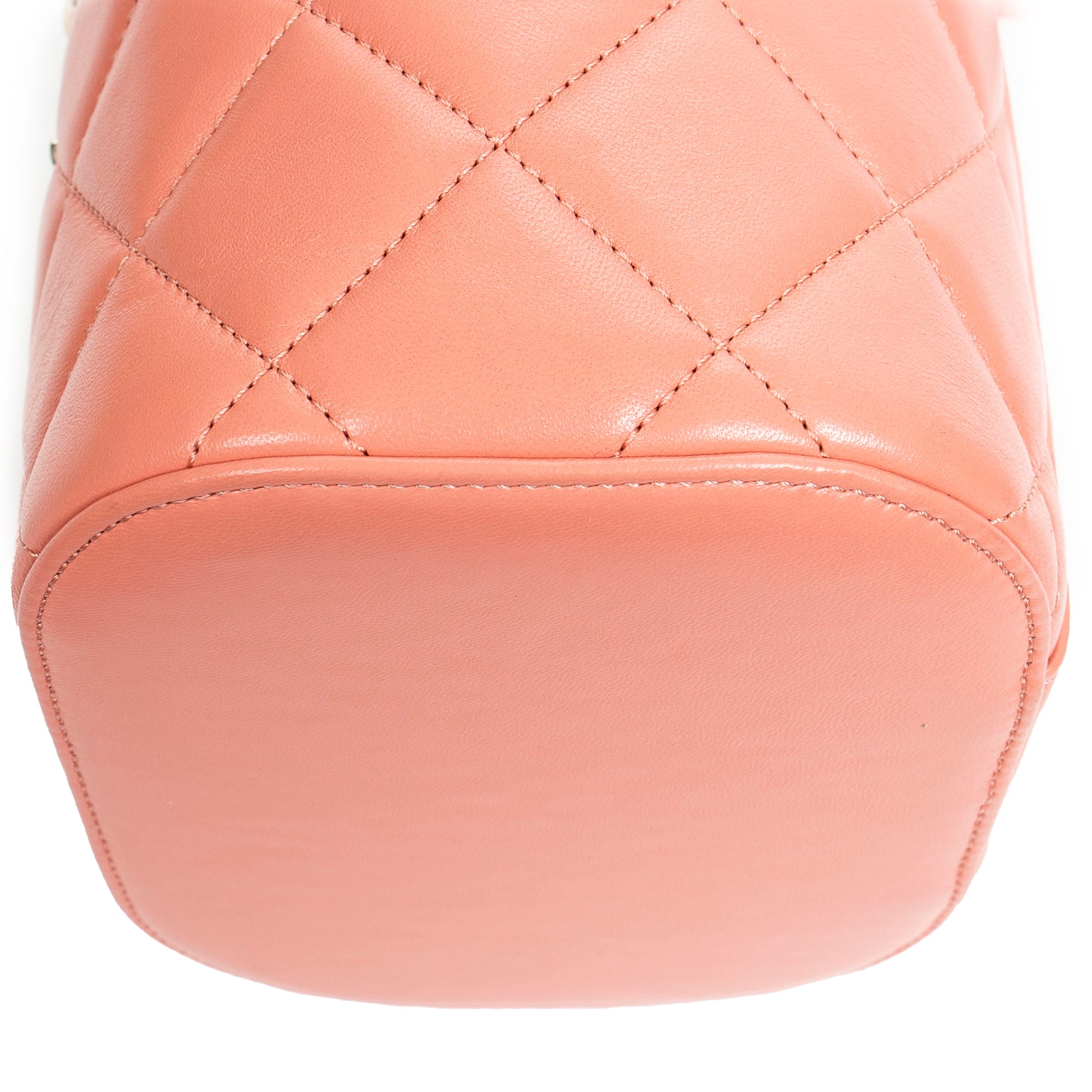 Top Handle Vanity Case with Chain 