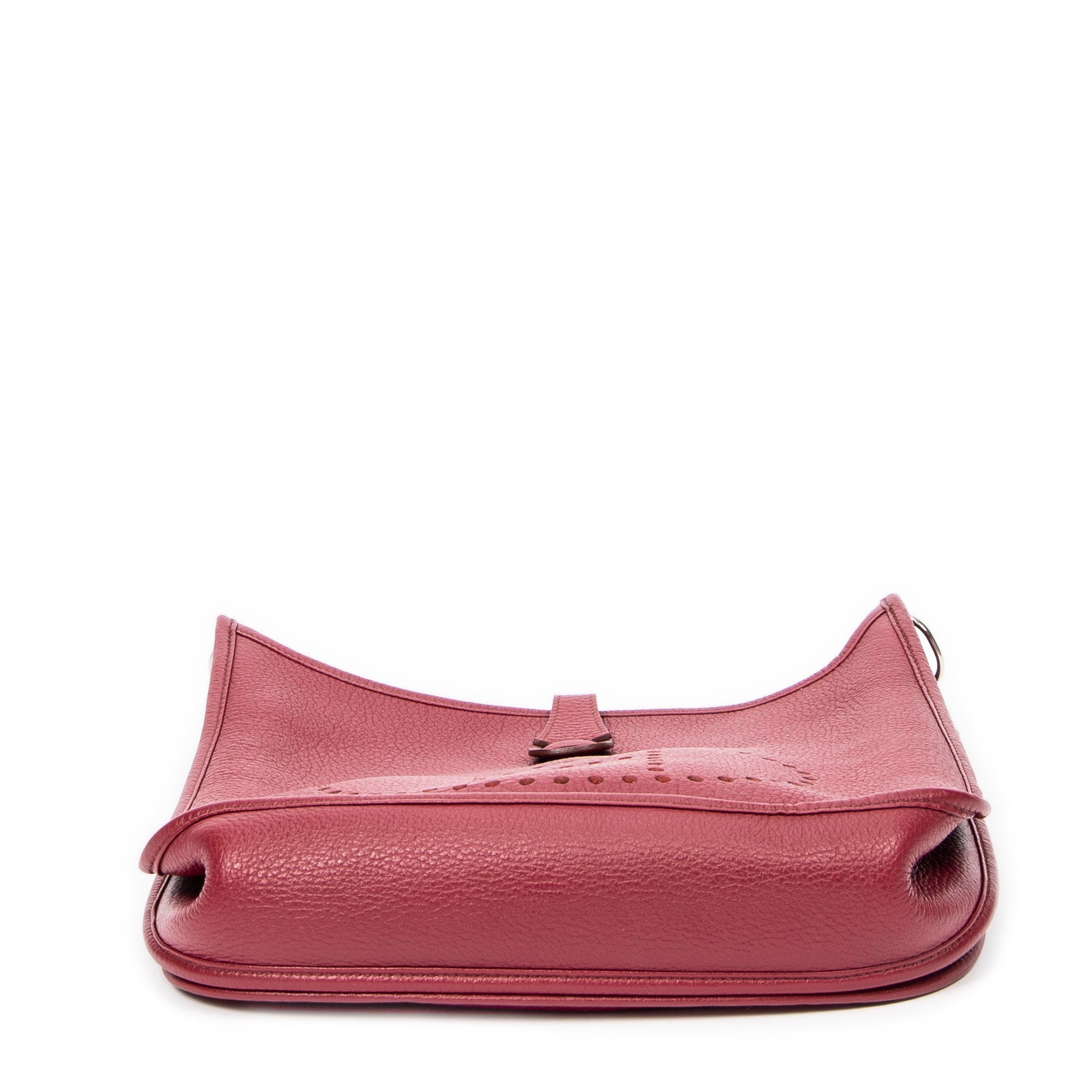 Evelyne III PM