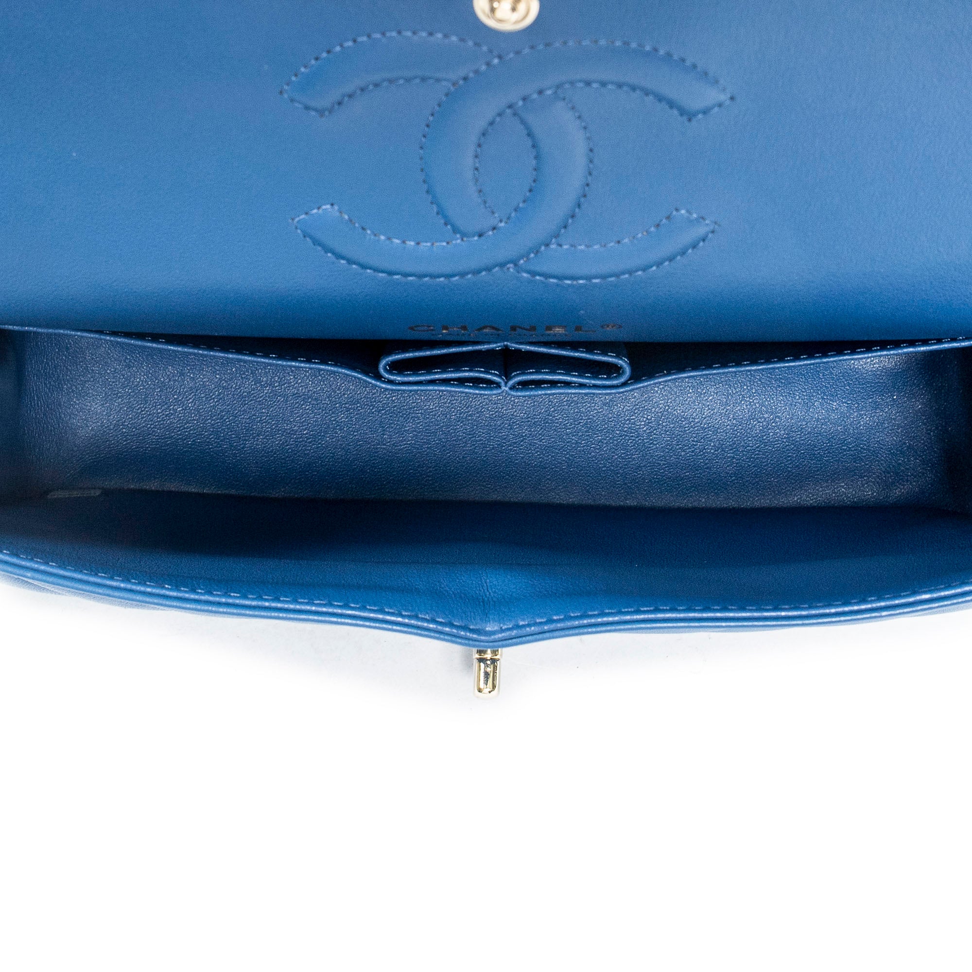 Classic Double Flap 26
