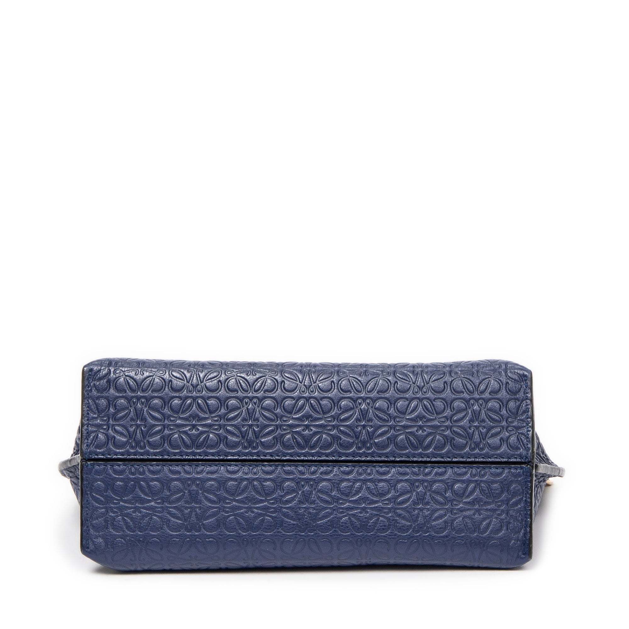Anagram Avenue Crossbody 