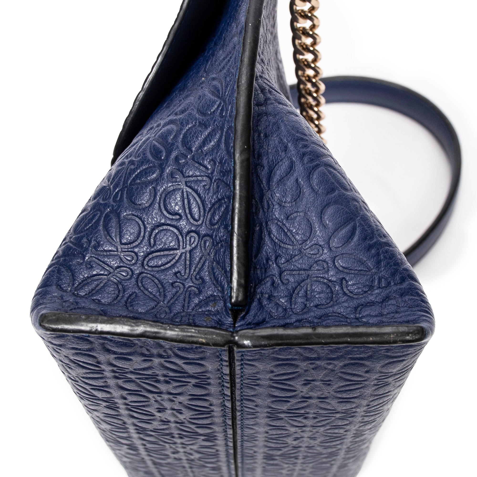 Anagram Avenue Crossbody 