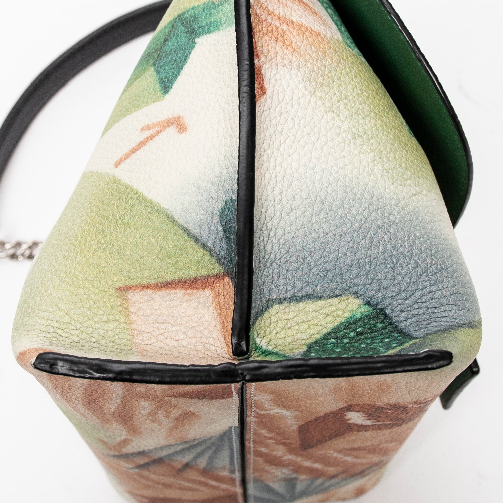 Printed Avenue Crossbody 