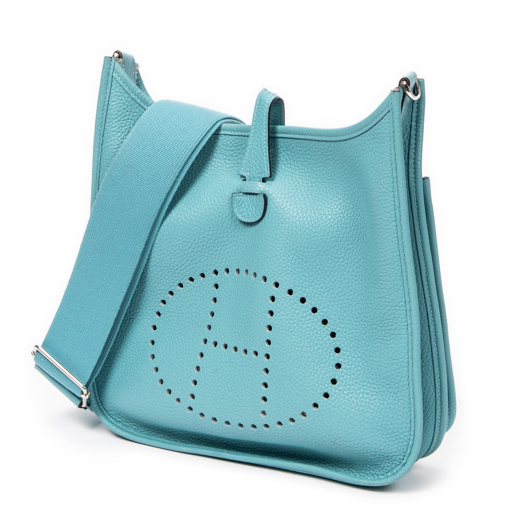 Evelyne III PM