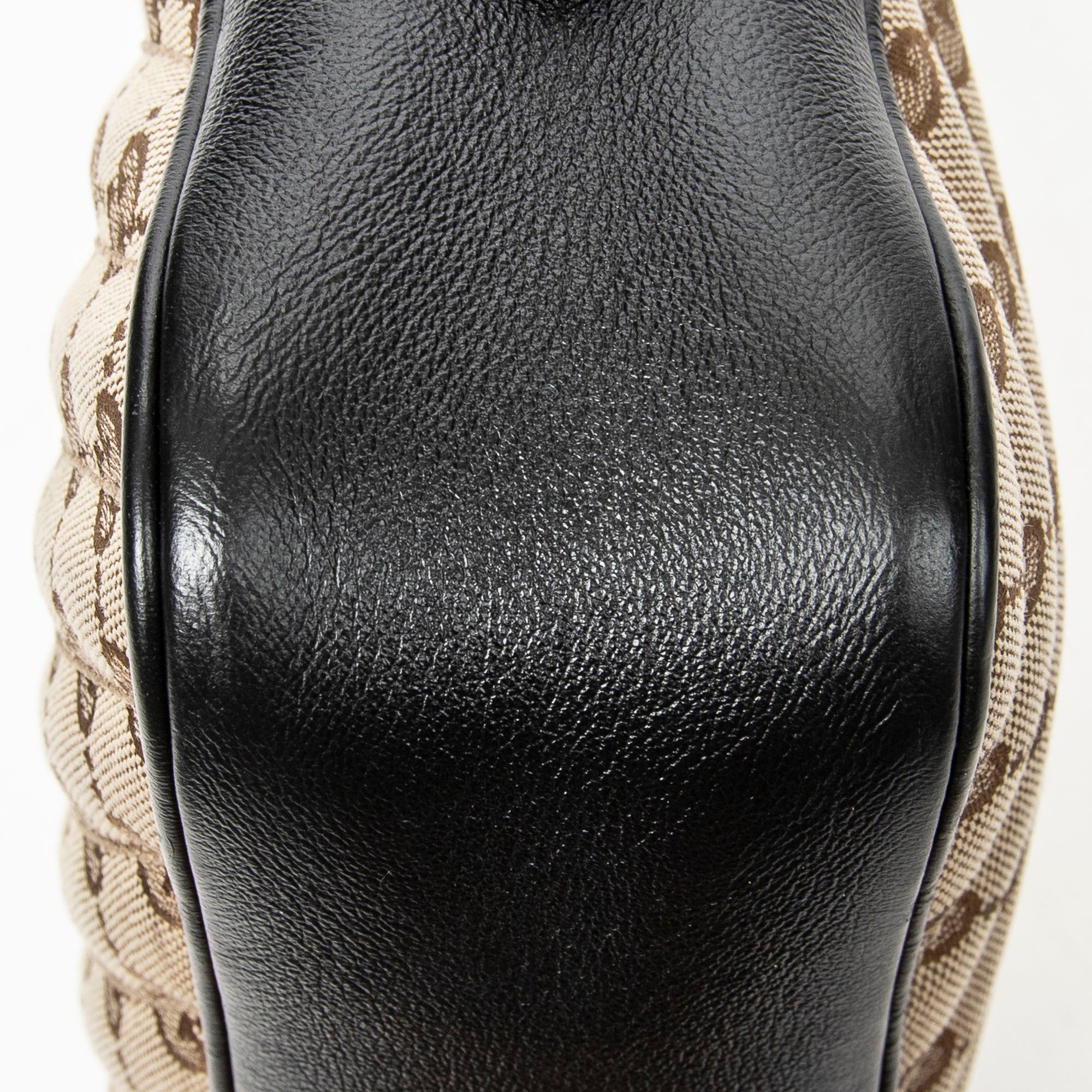 Small GG Marmont Chain Crossbody 