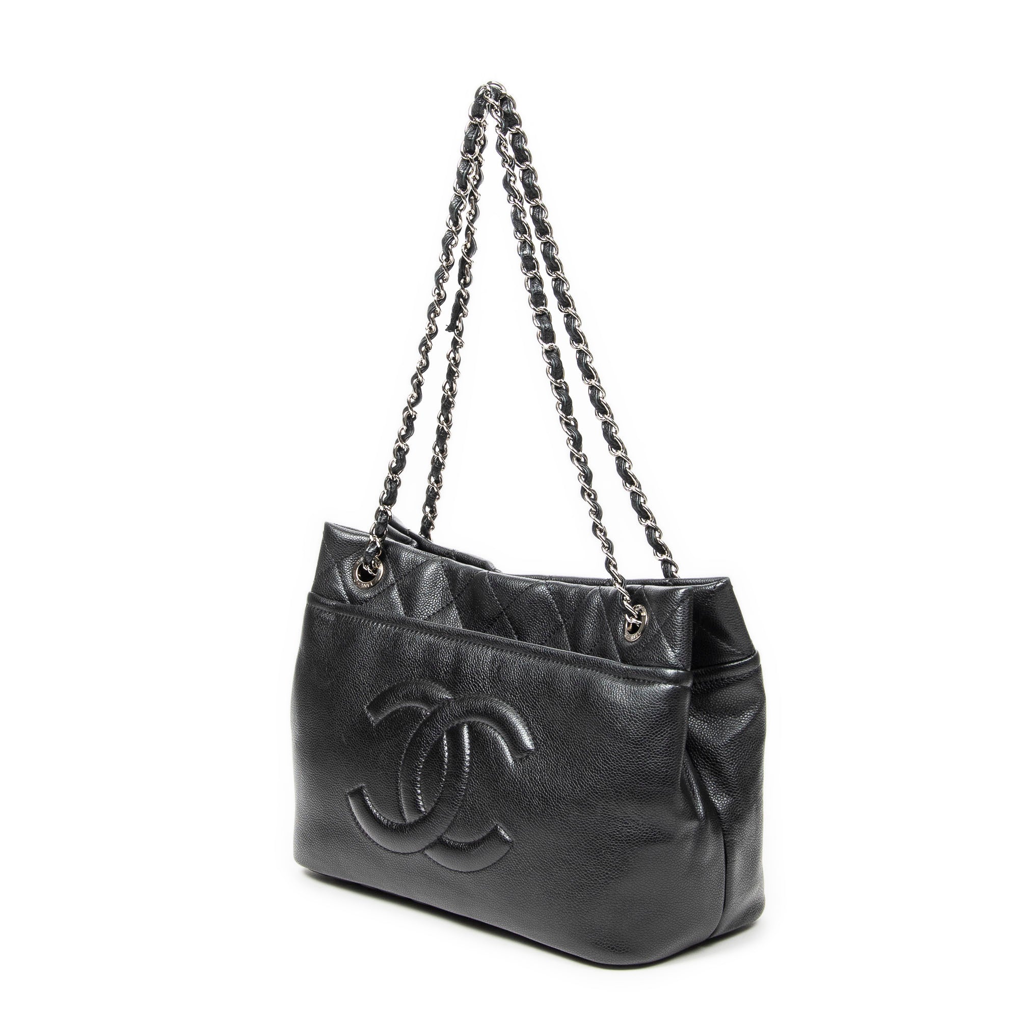 Timeless Soft Chain Tote 