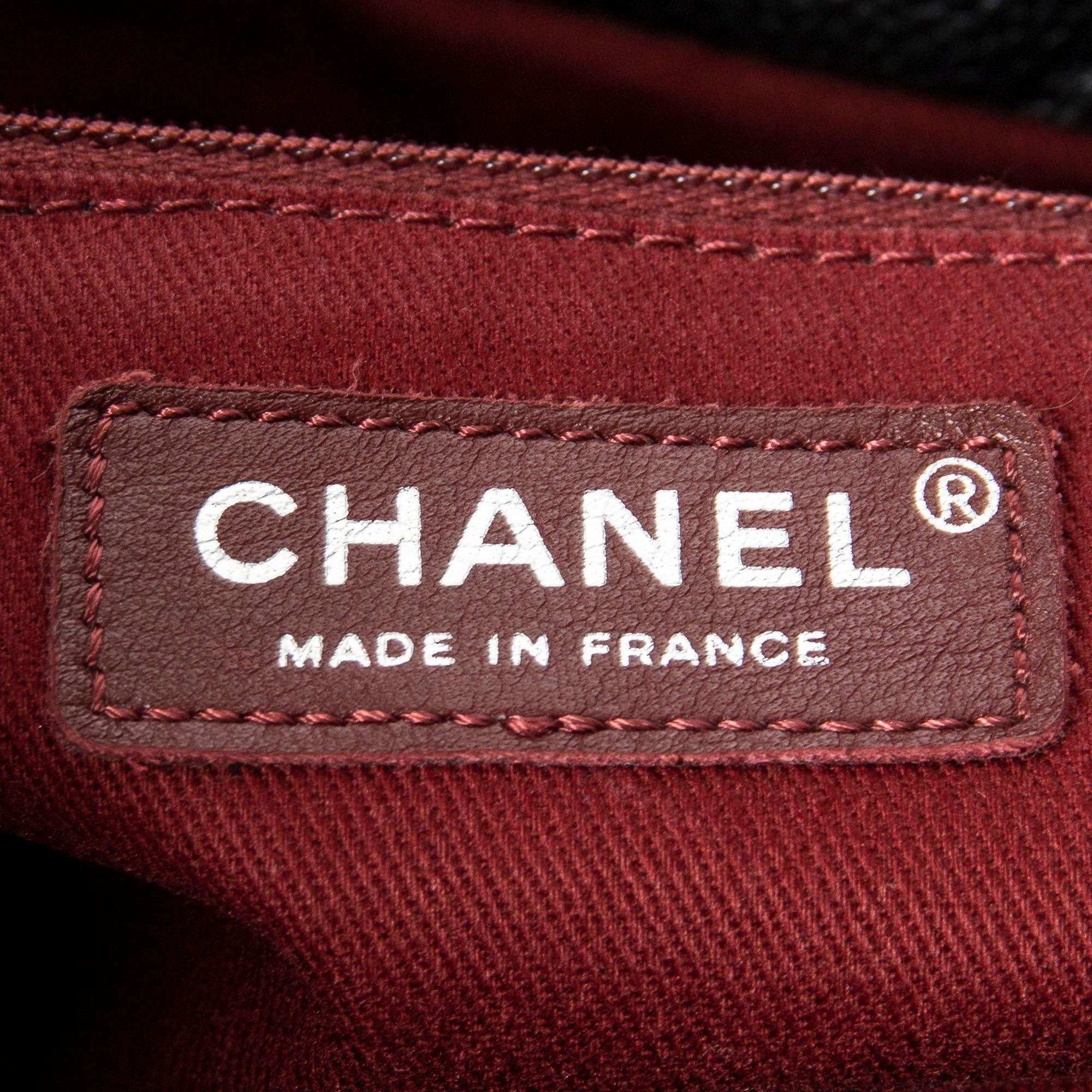 Timeless Soft Chain Tote 