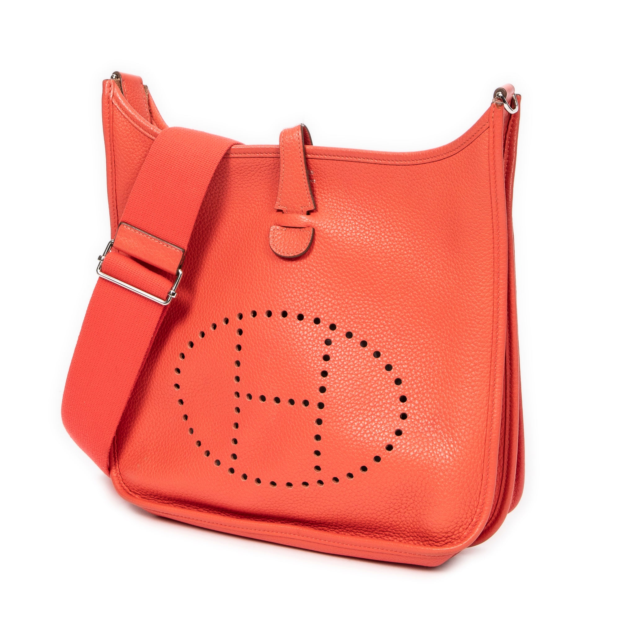 Evelyne III PM