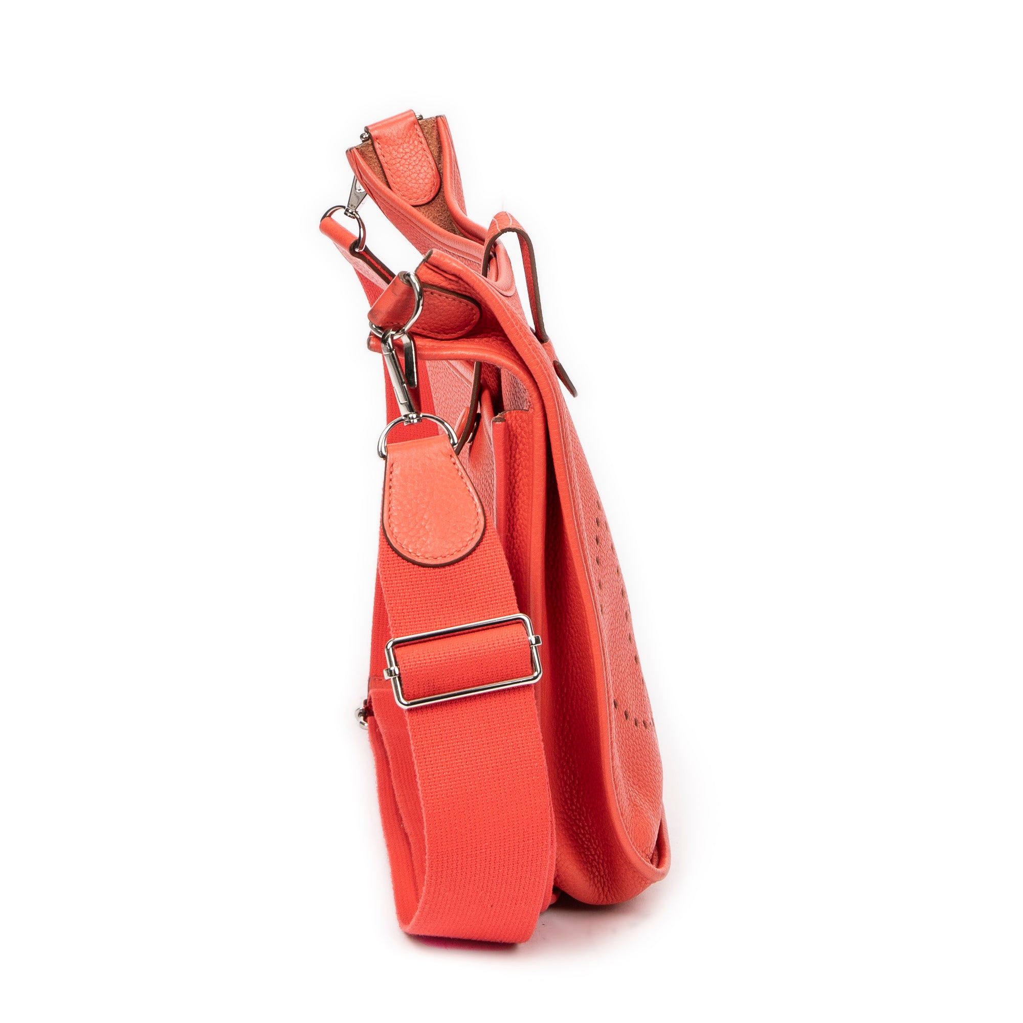 Evelyne III PM