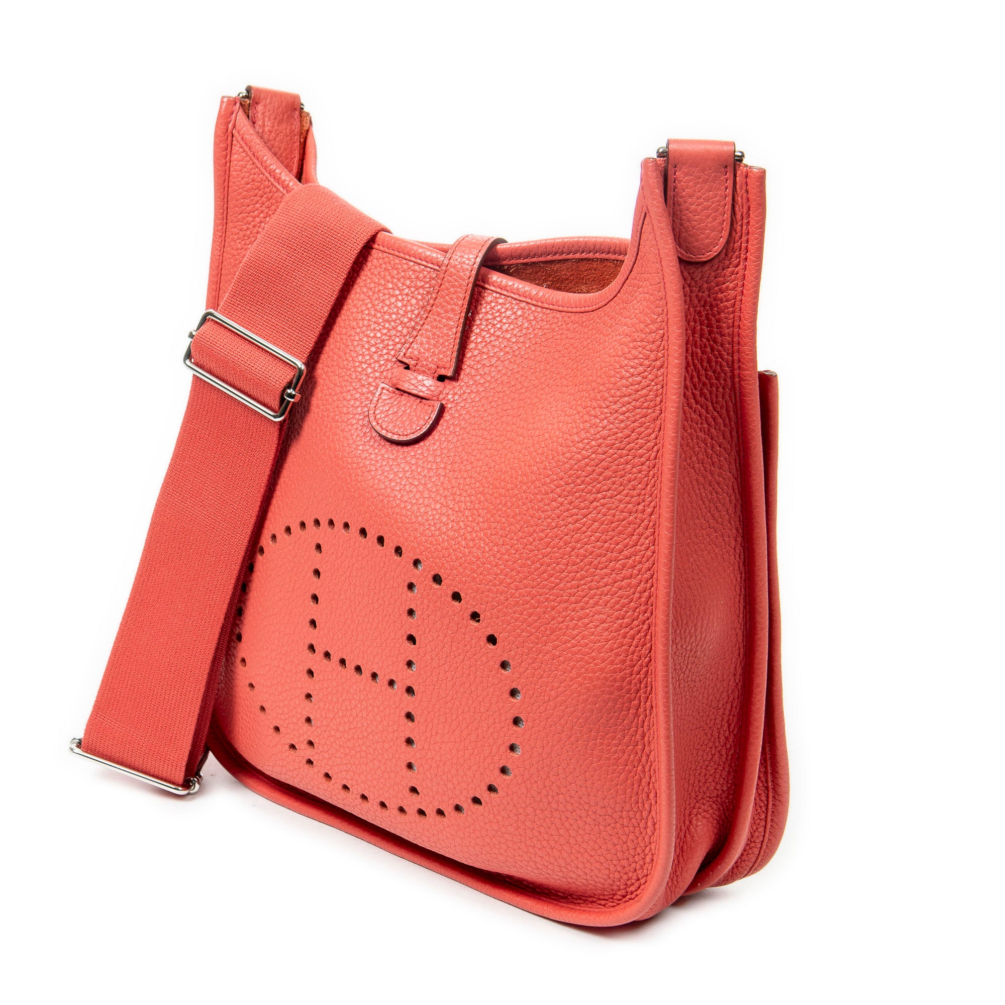 Evelyne III PM