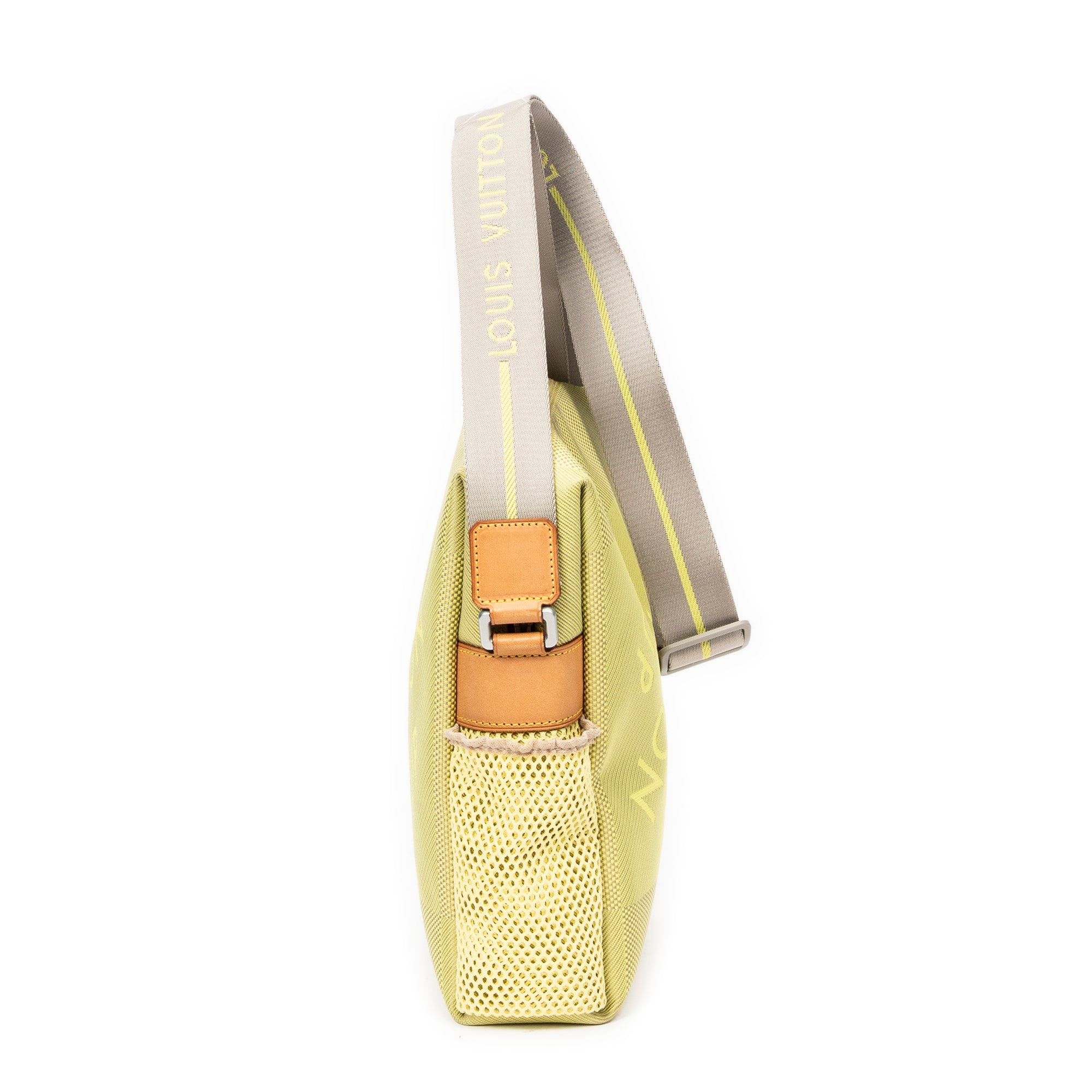Ltd. Ed. LV Cup Weatherly 