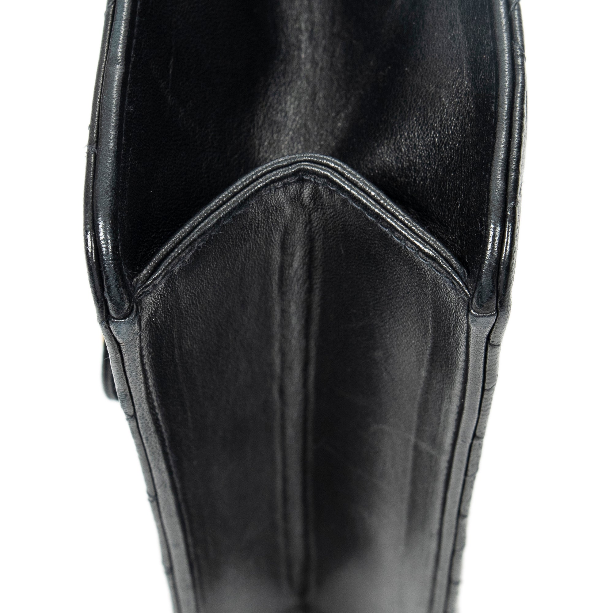 CC Push Lock Straight Single Flap 