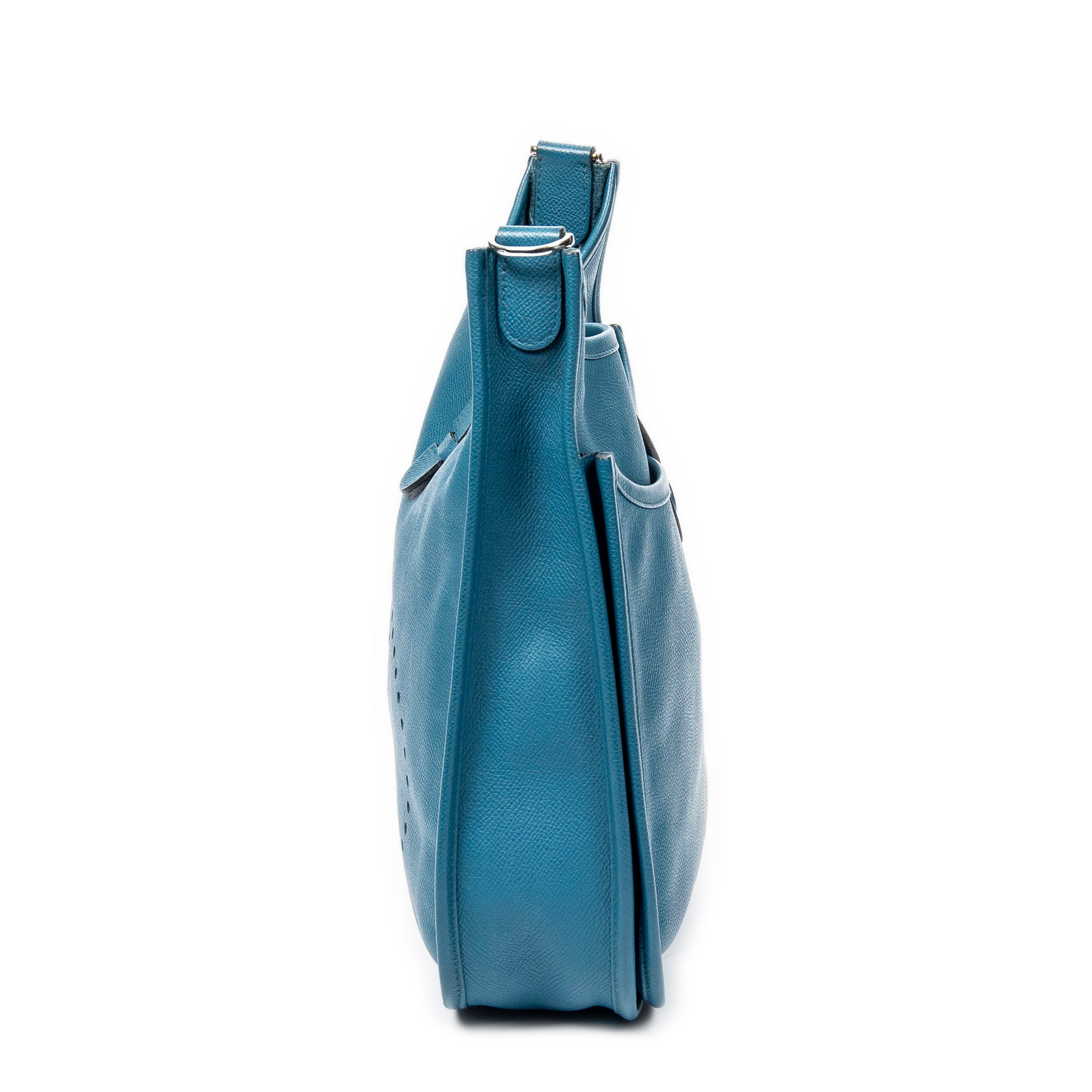 Evelyne III PM