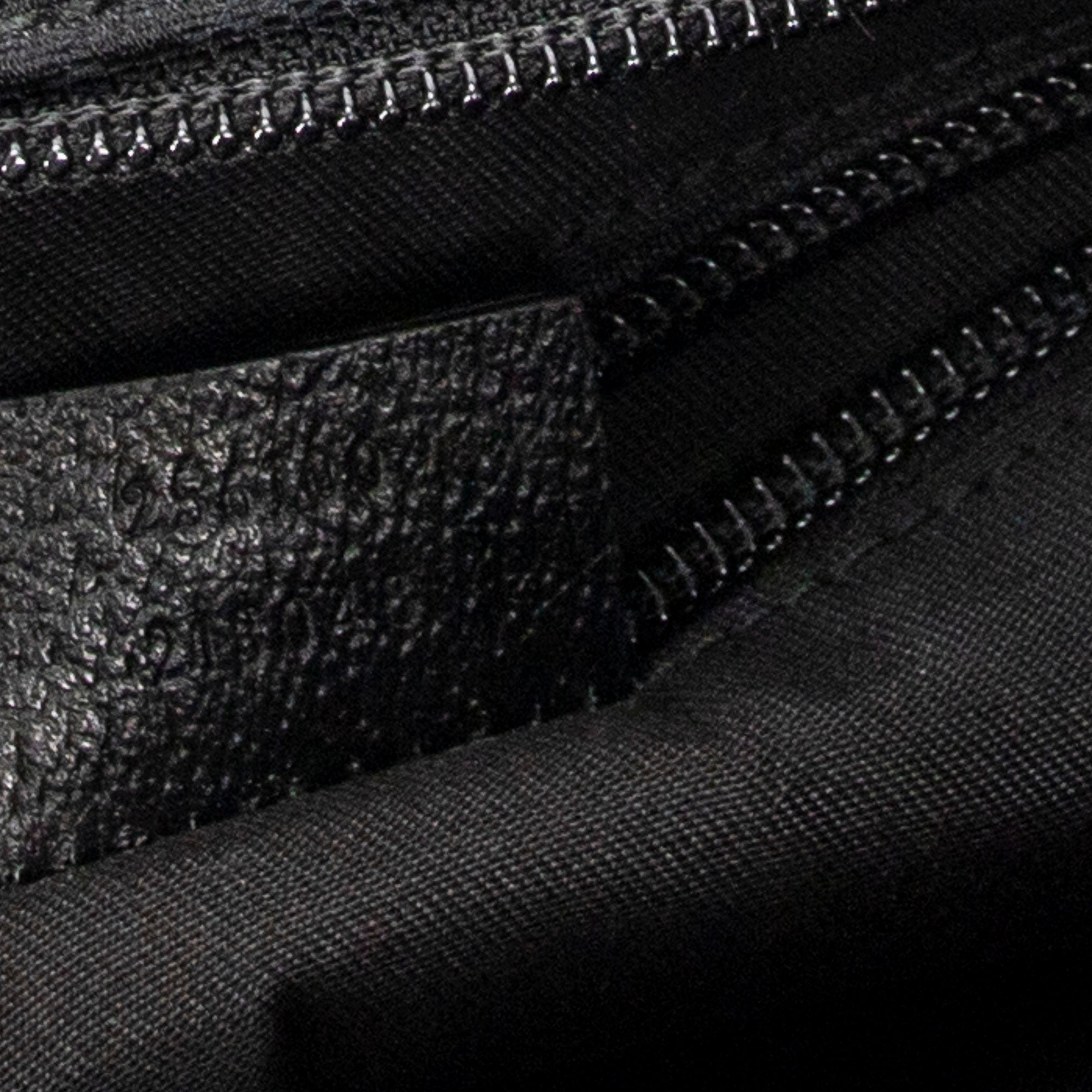 Front Pocket Messenger 
