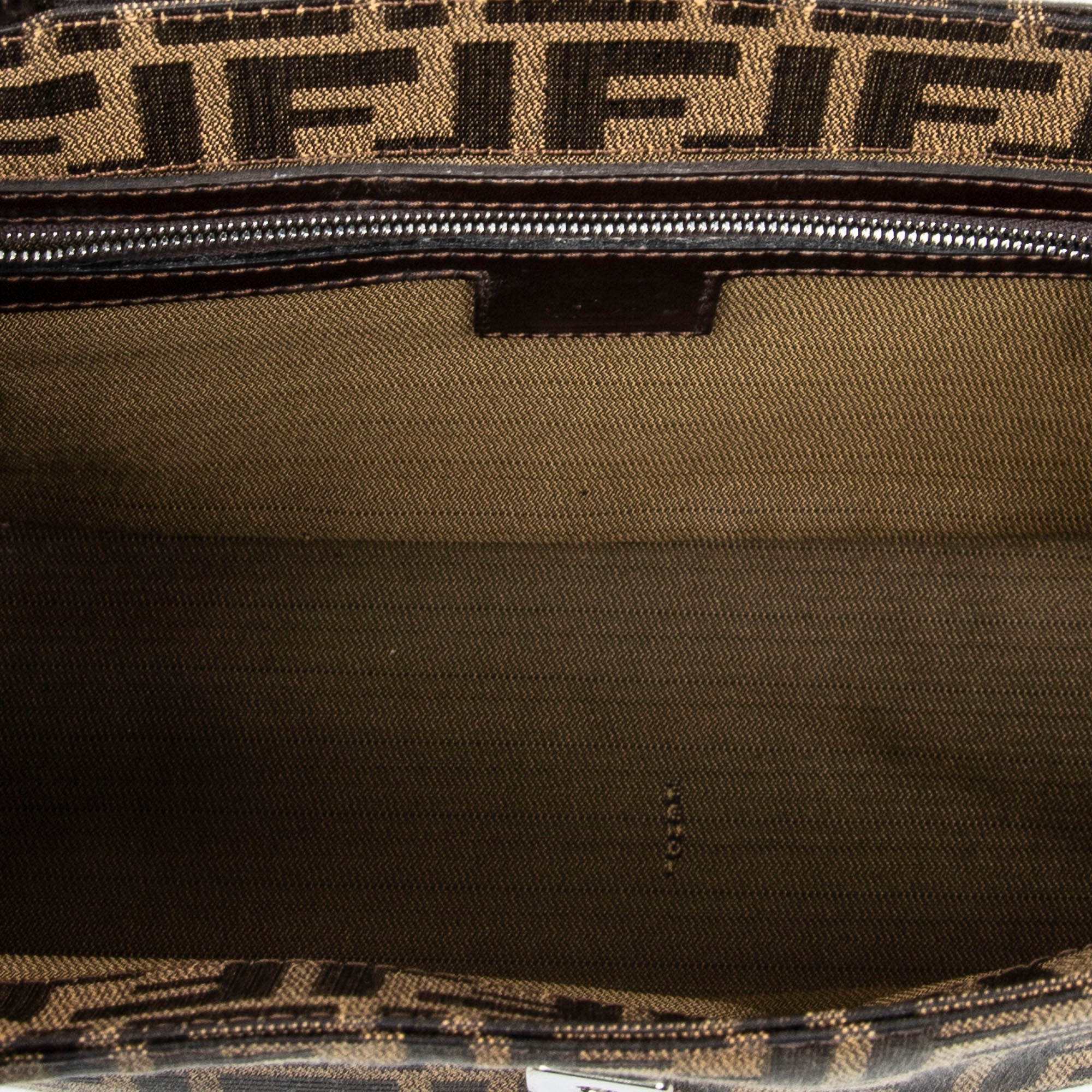 Sqaure Shoulder Tote 