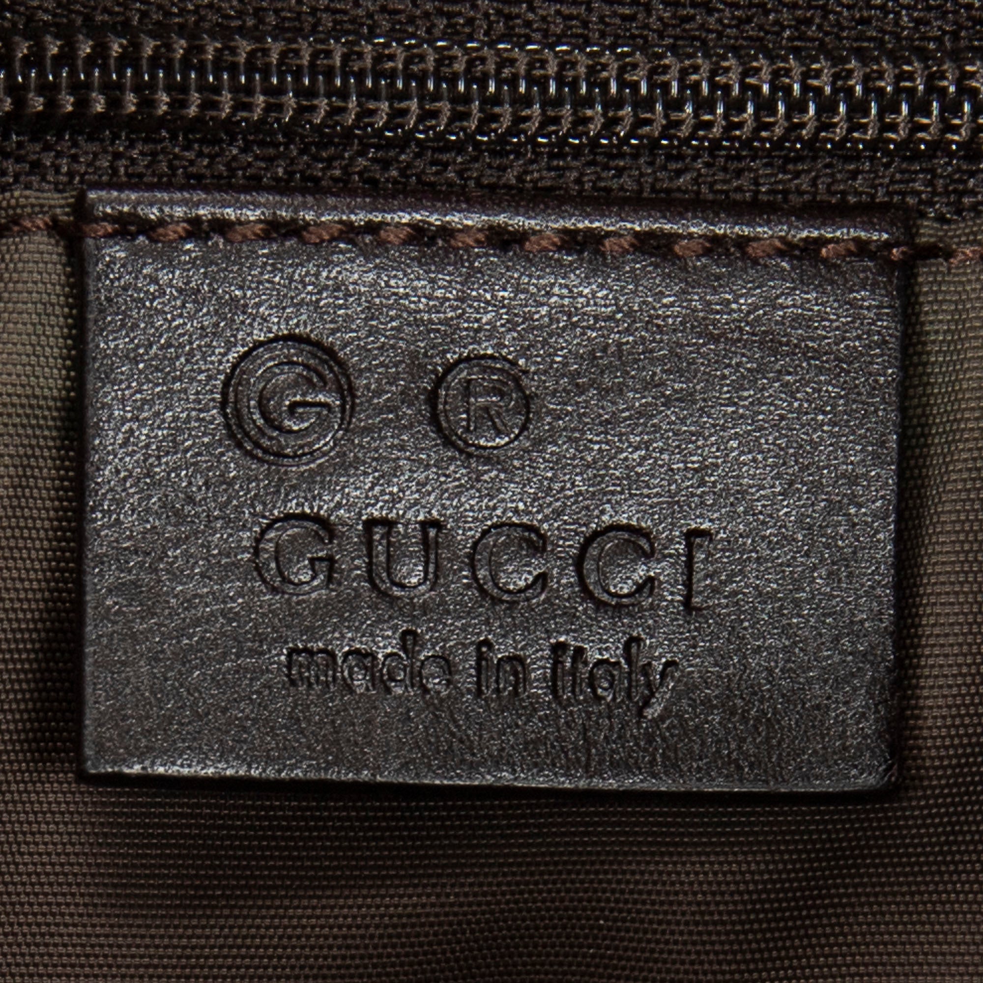 Small Zip Hobo 
