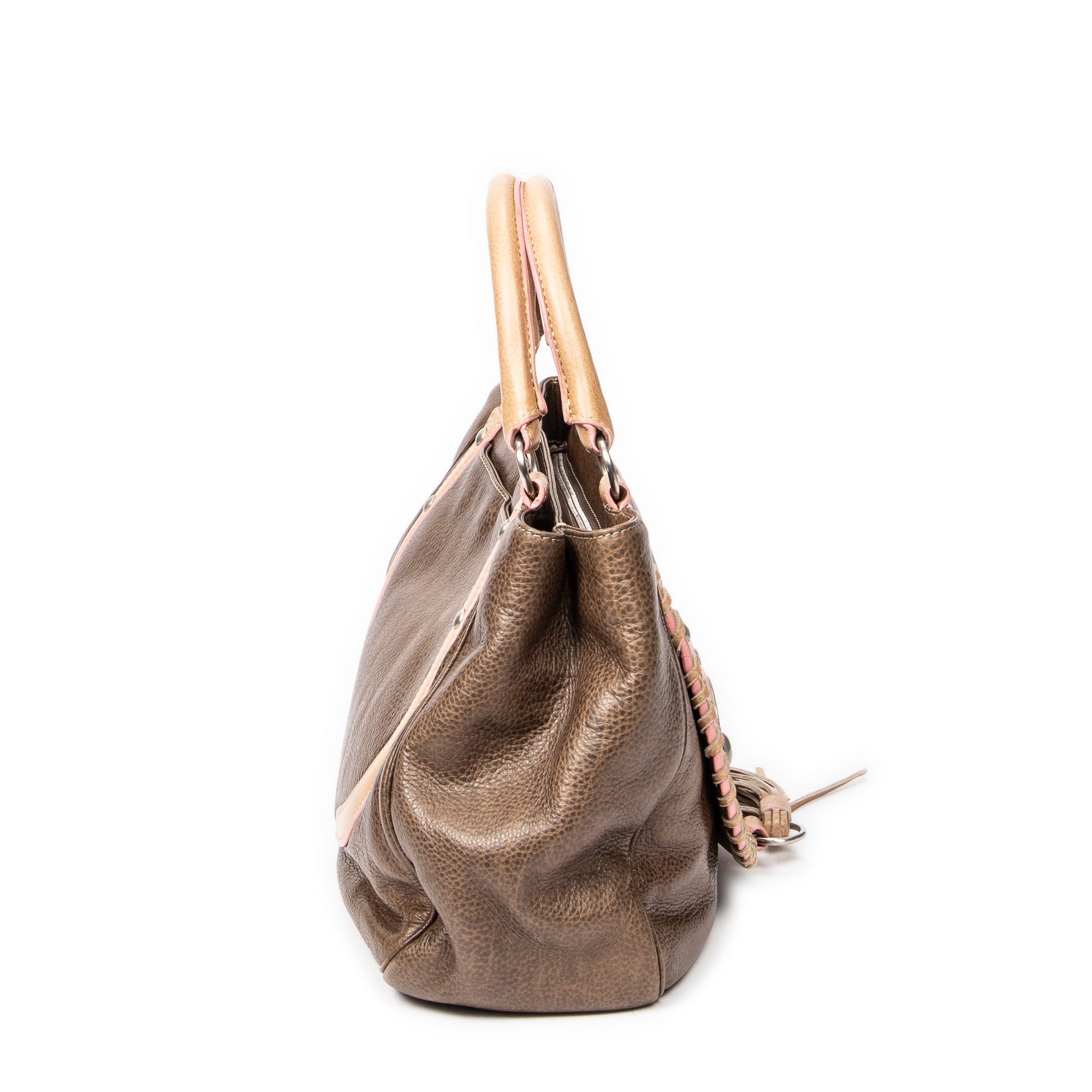 Medallion Zipped Flap 