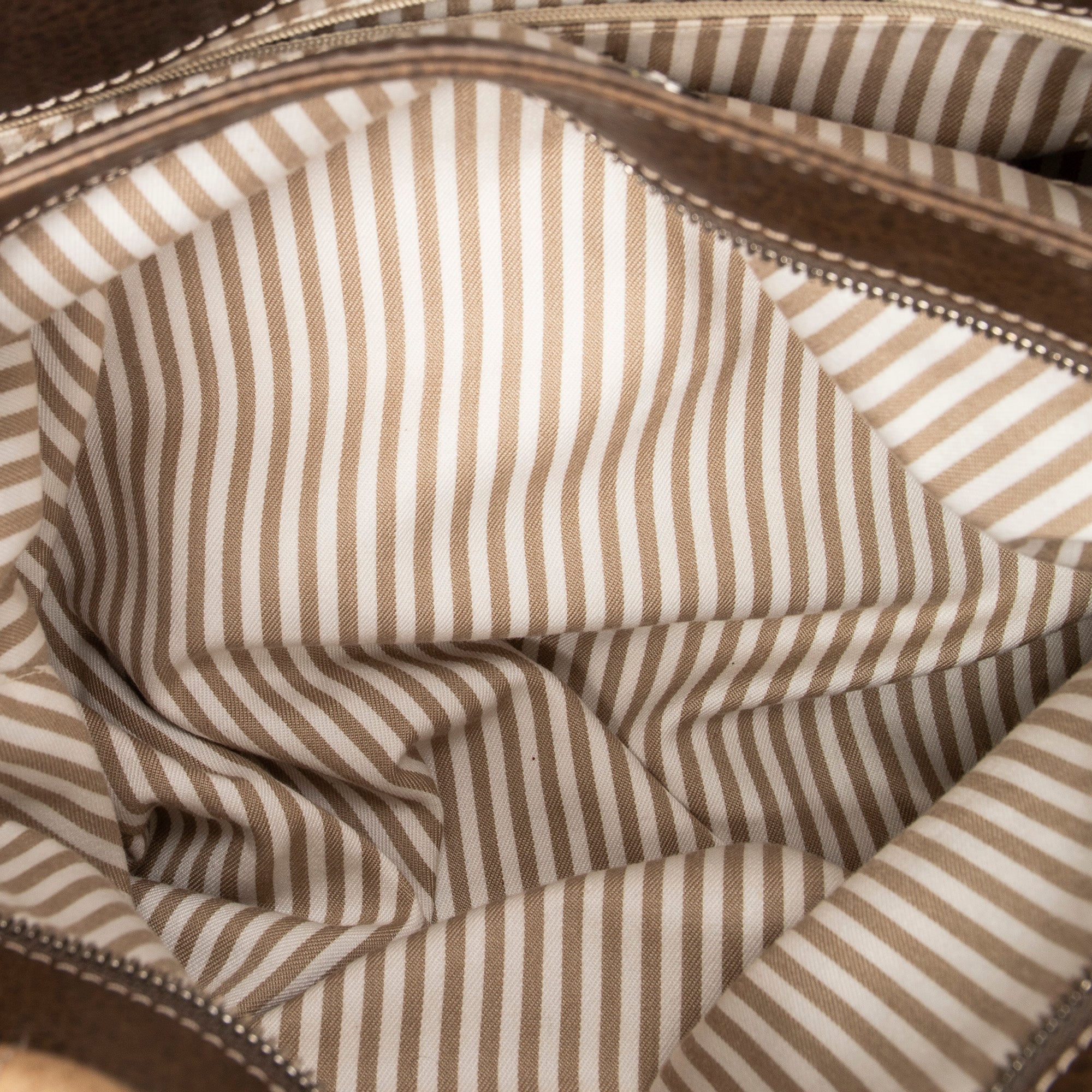 Medallion Zipped Flap 