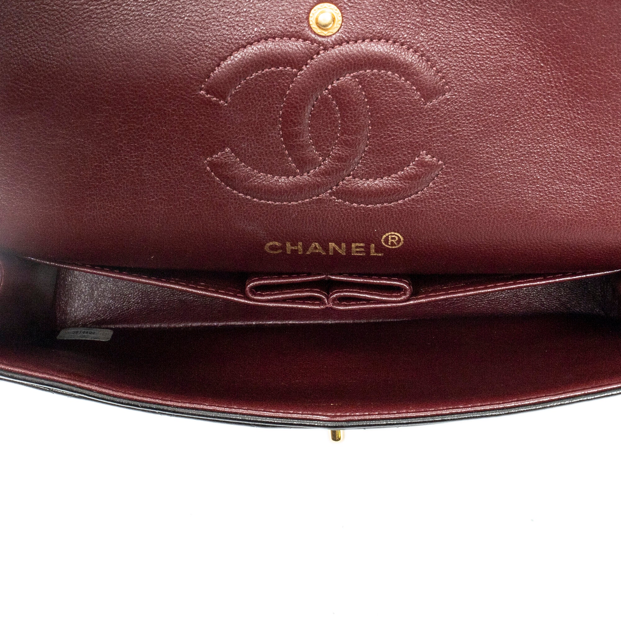 Classic Double Flap 23