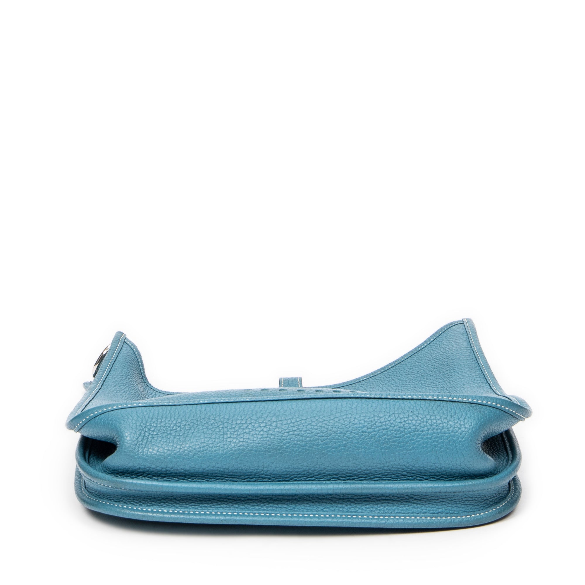Evelyne III PM