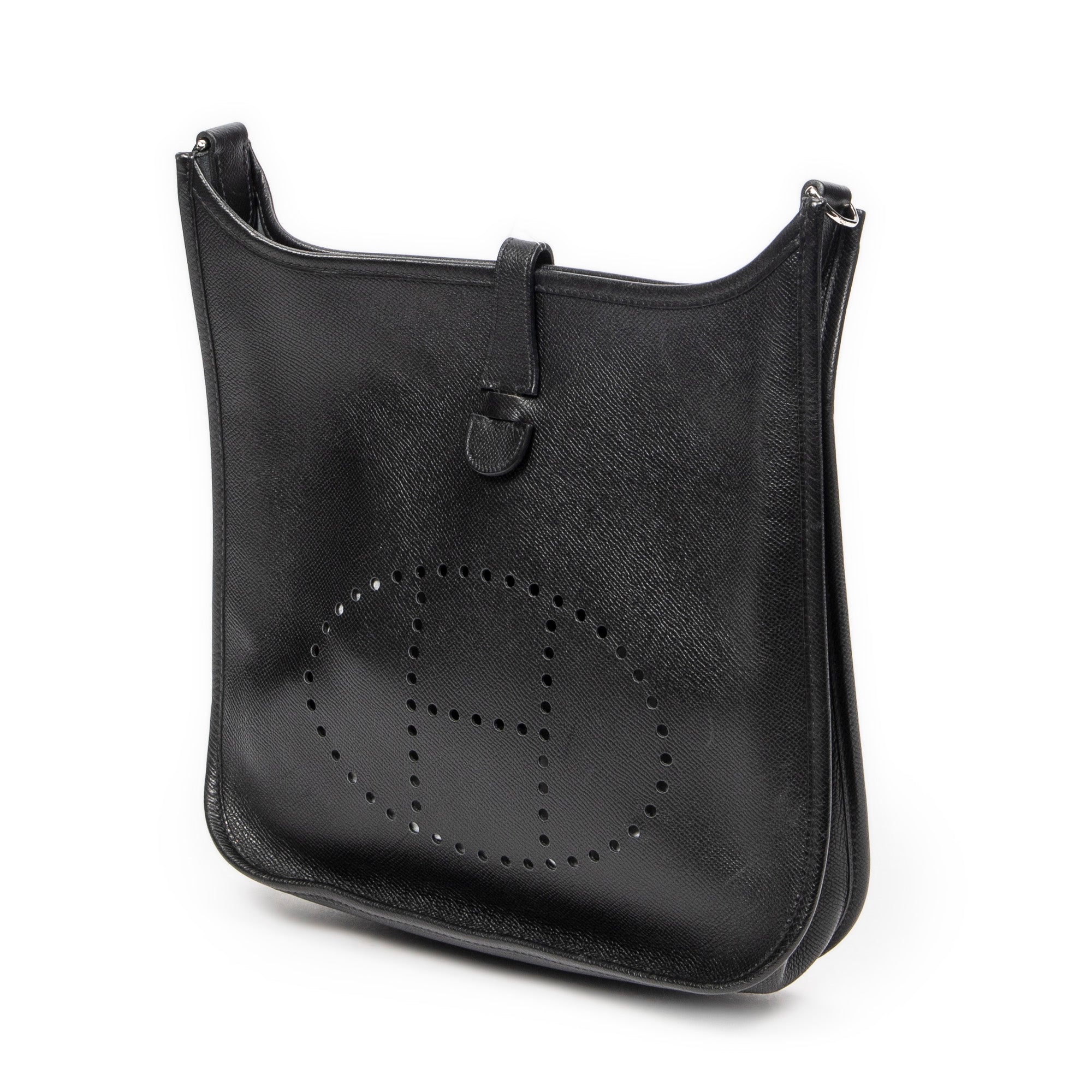 Evelyne III PM