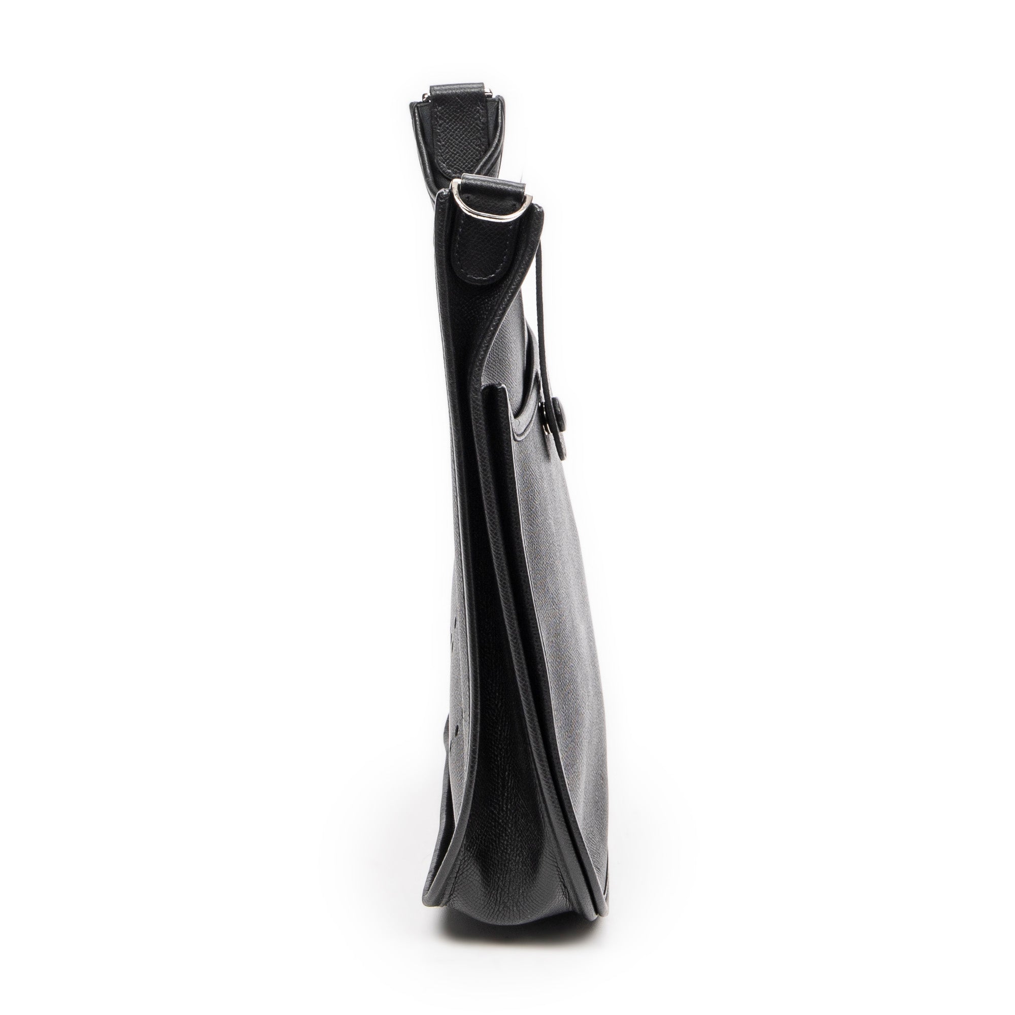 Evelyne III PM