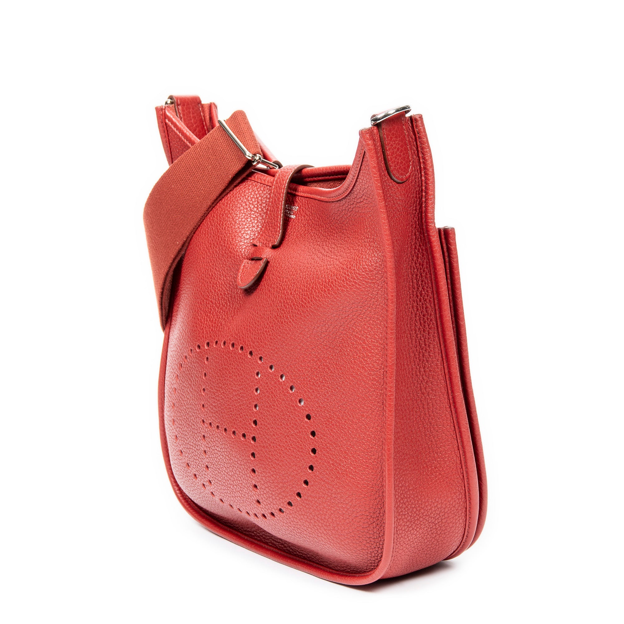 Evelyne III PM