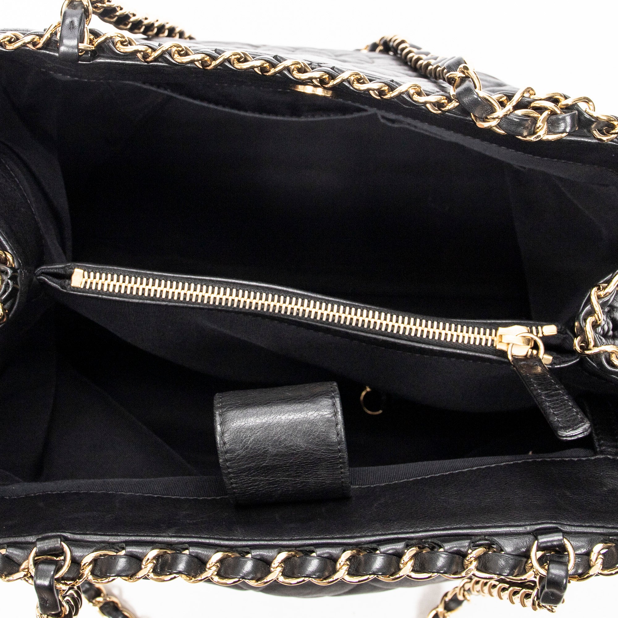 Small Chain Me Tote 