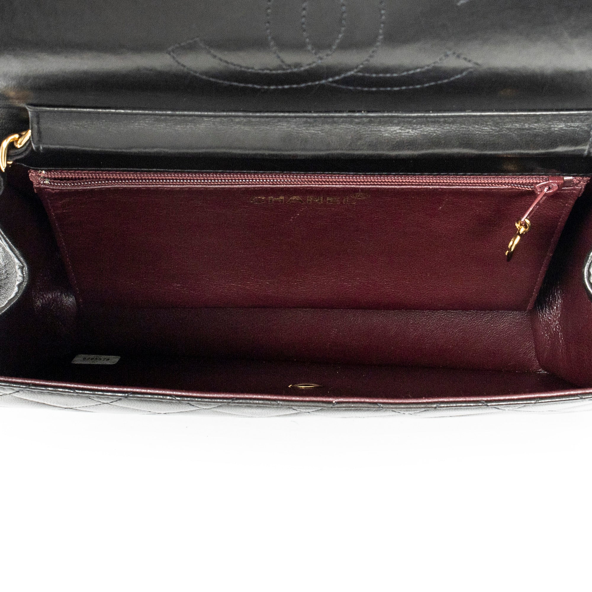 Vintage Push Lock Straight Flap 