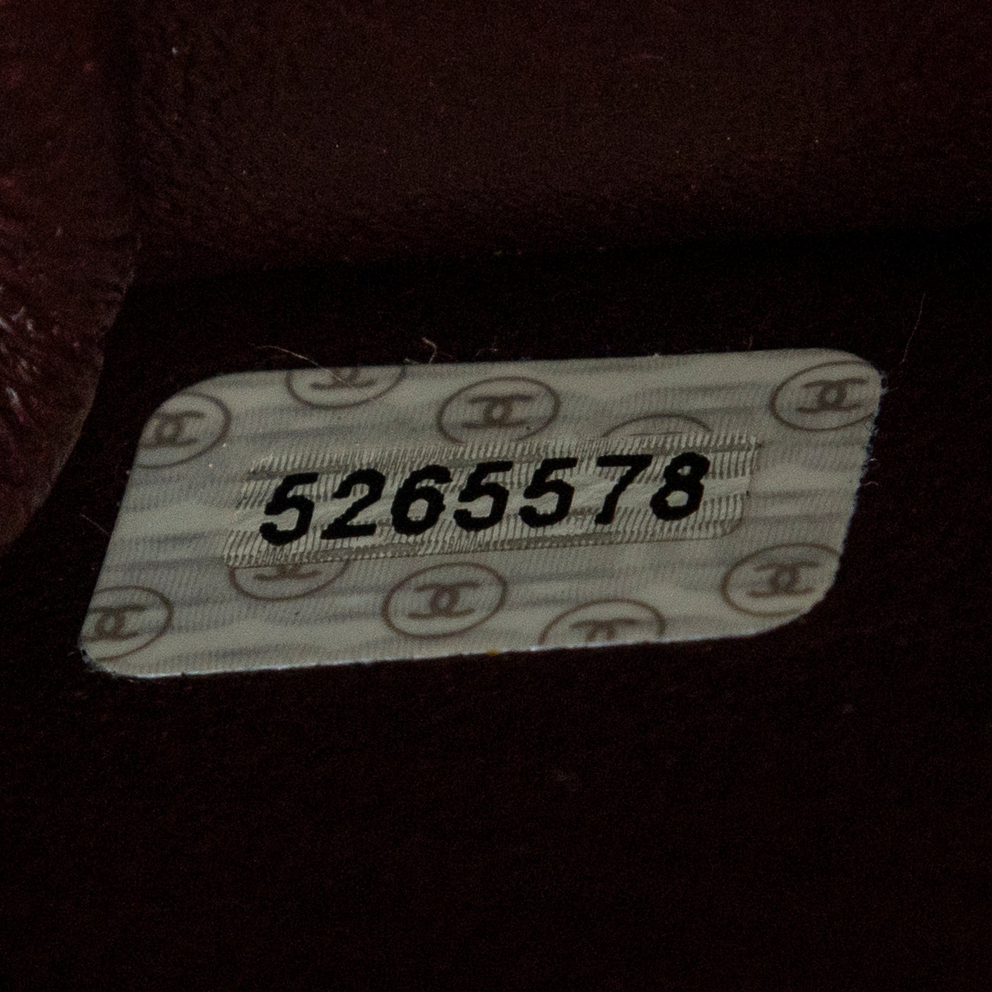 Vintage Push Lock Straight Flap 