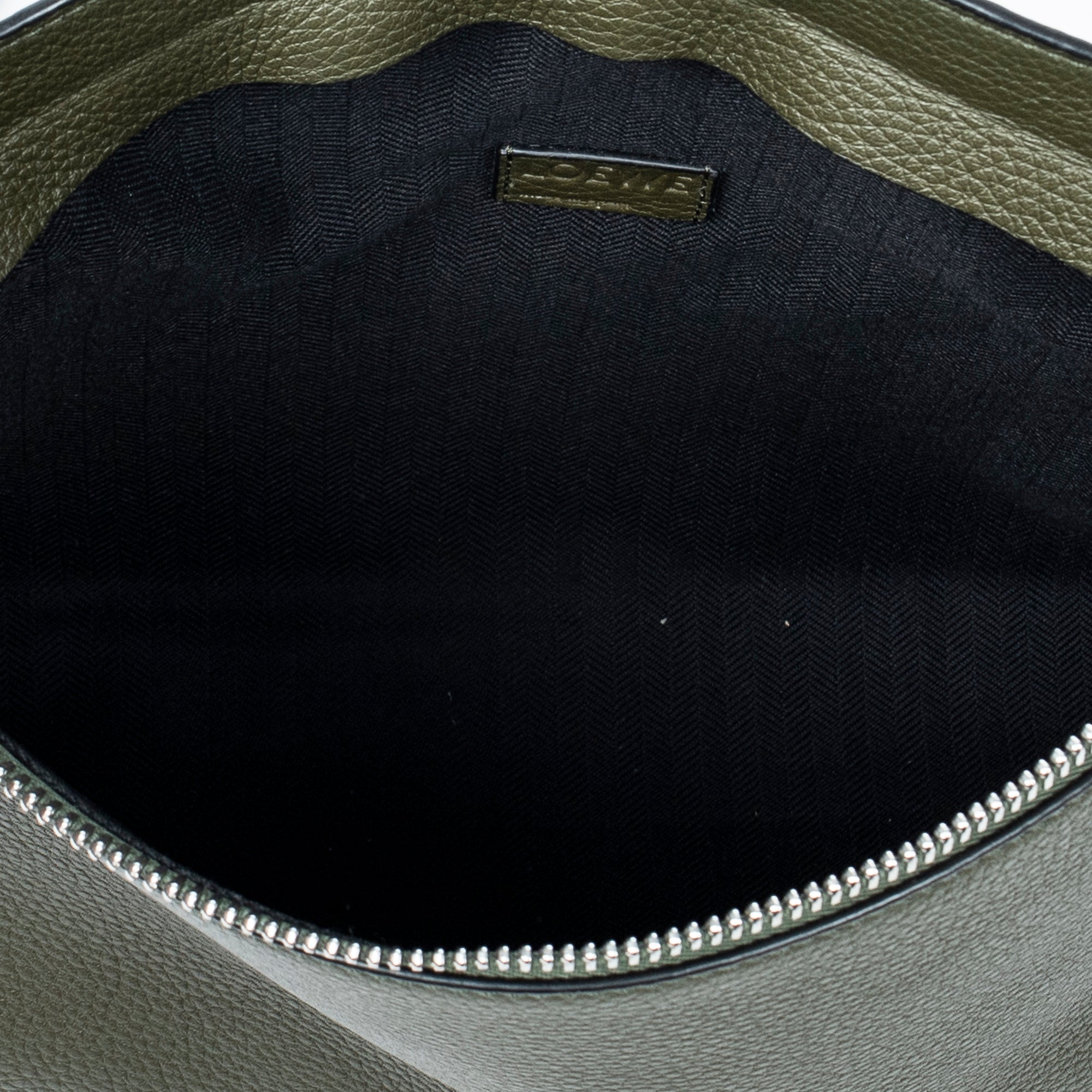 Medium T Messenger 