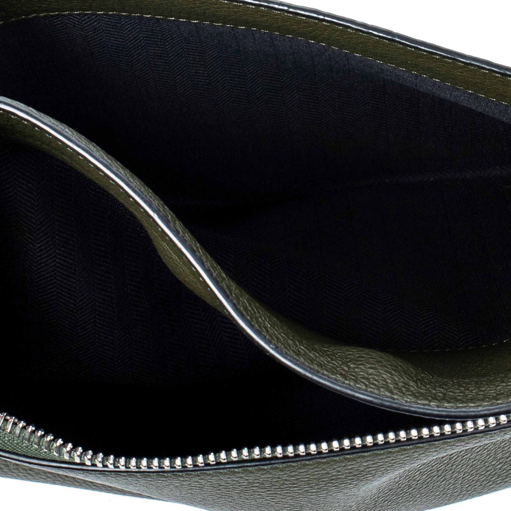 Medium T Messenger 