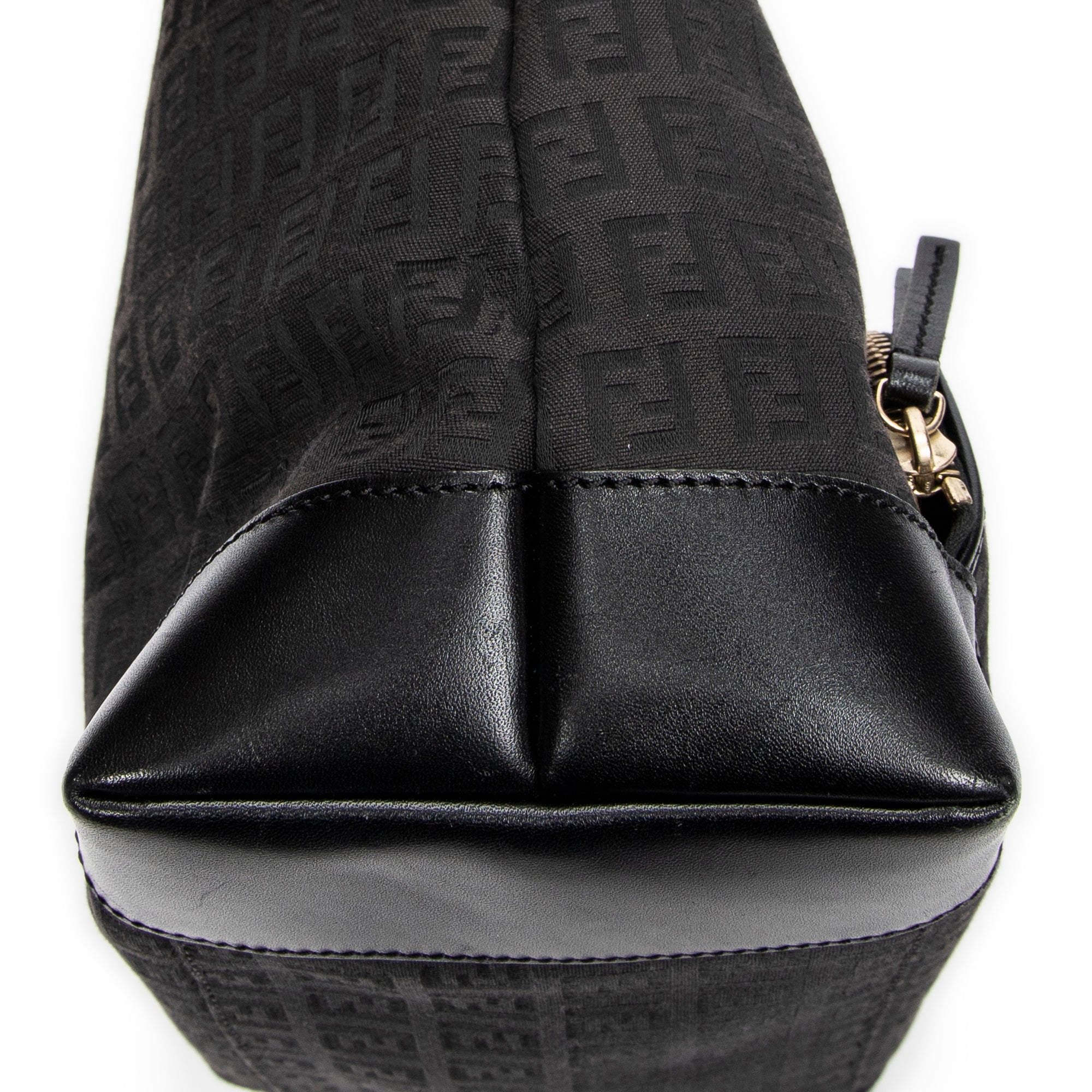Front Pocket Hobo 
