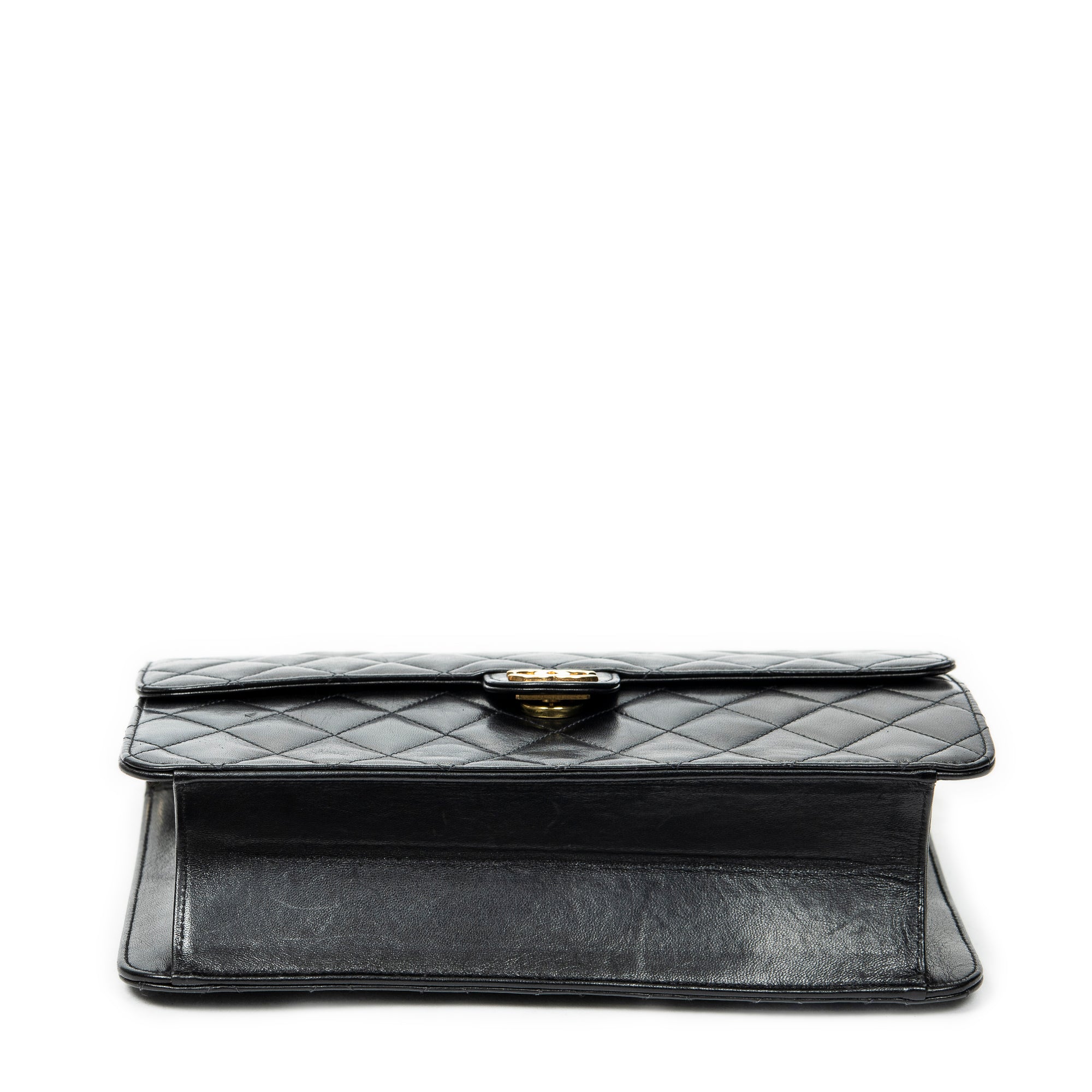 Vintage Push Lock Straight Flap 