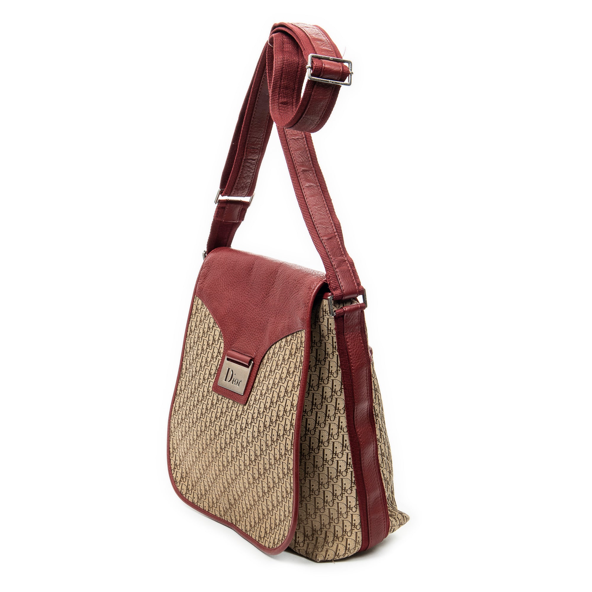 Street Chic Flap Messenger 