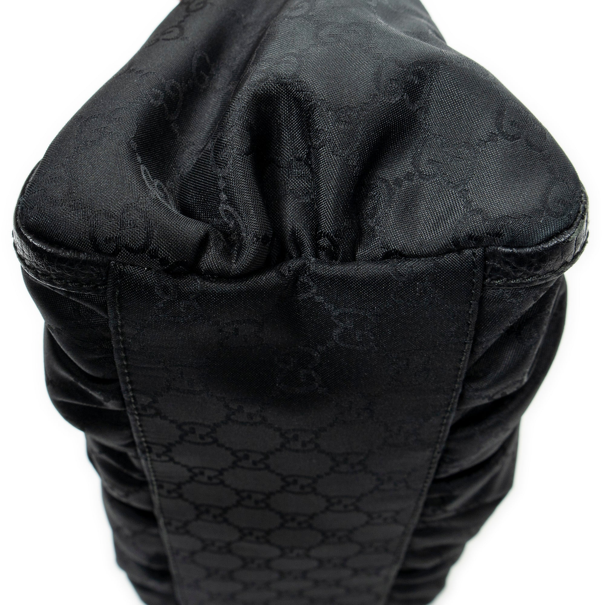 Small D-Ring Hobo 