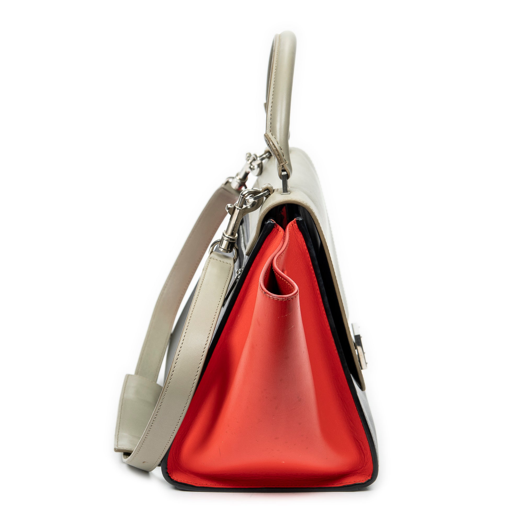 Medium Tricolor Trapeze 