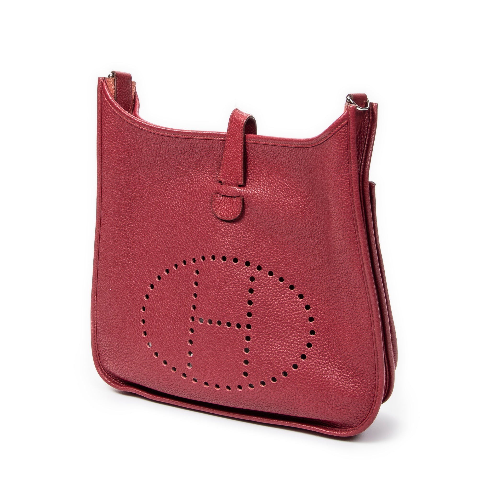 Evelyne III GM