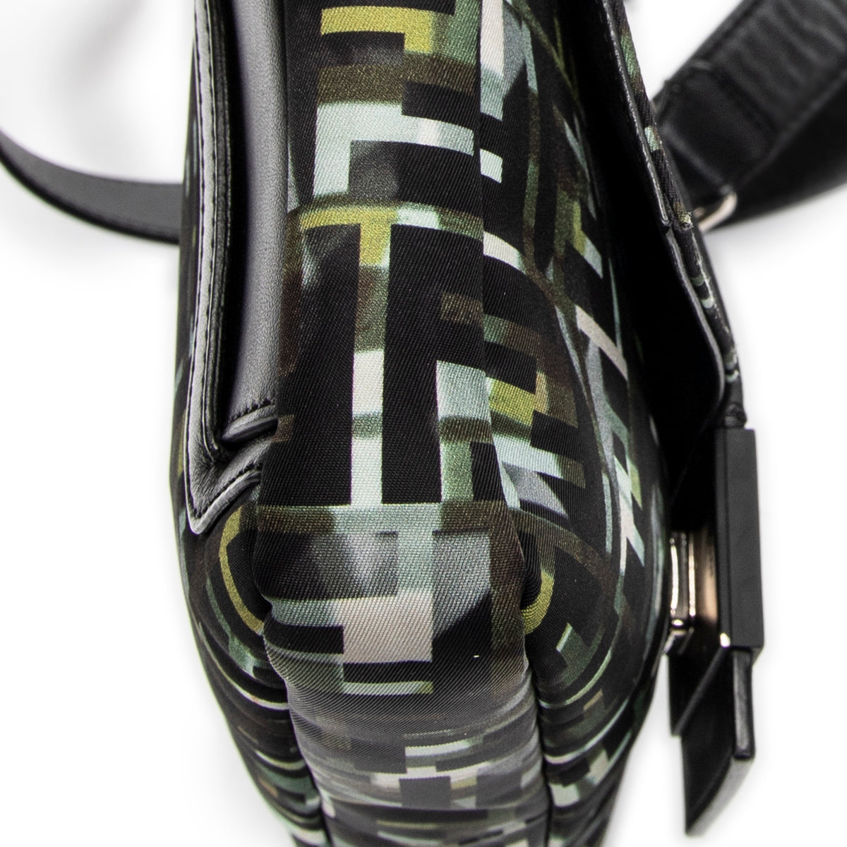 Camouflage Crossbody Baguette Belt Bag