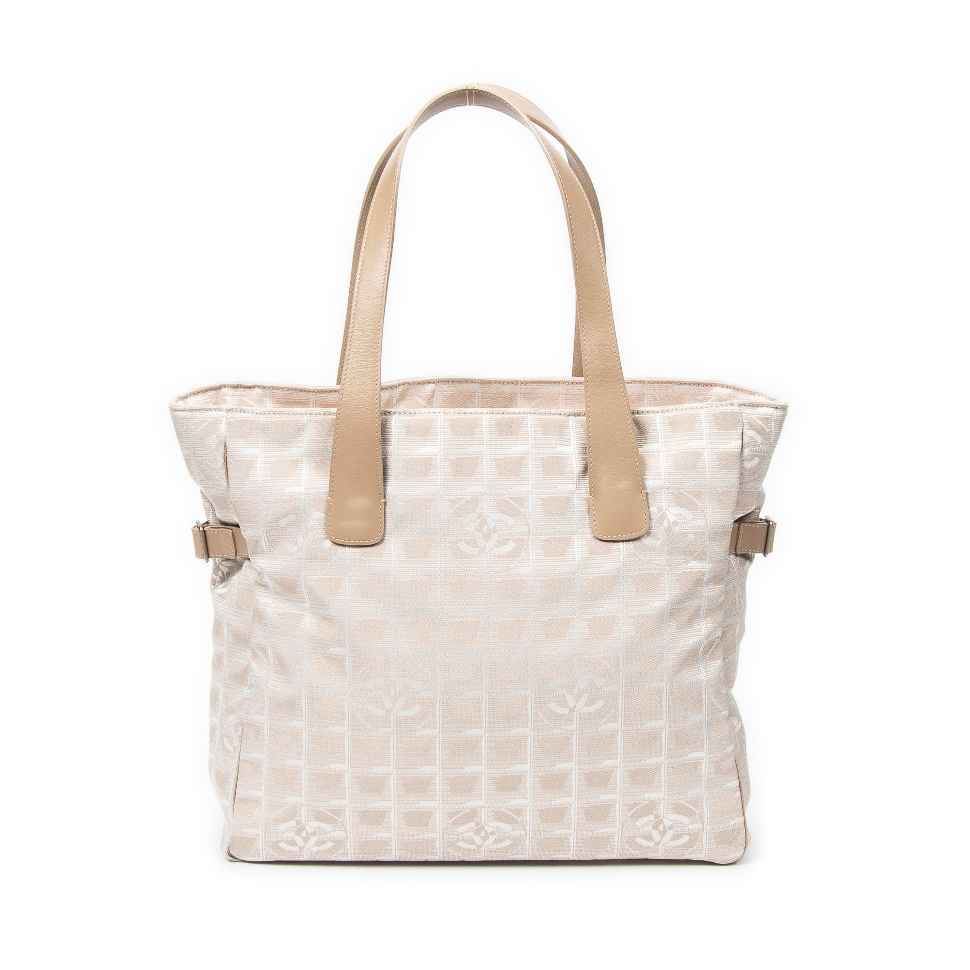 New Travel Line Shopping Tote 