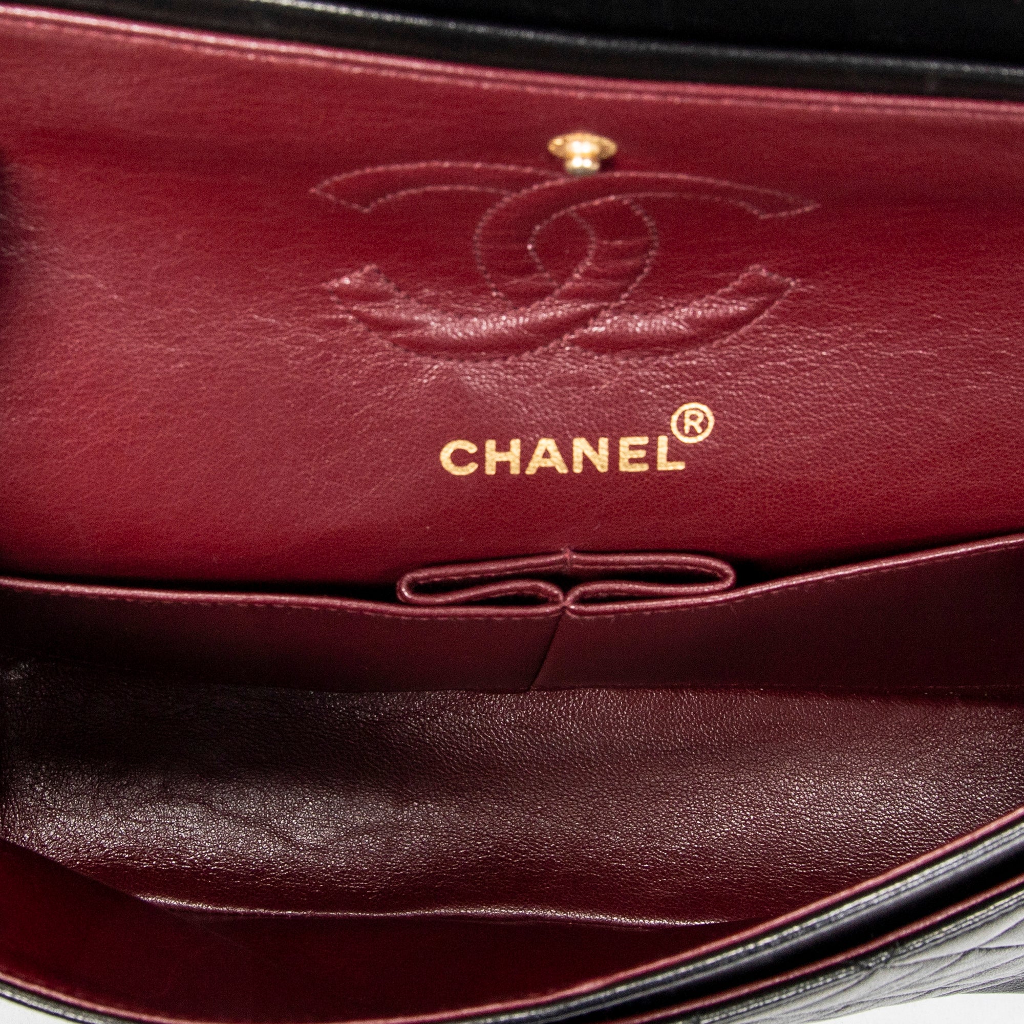Classic Double Flap 23