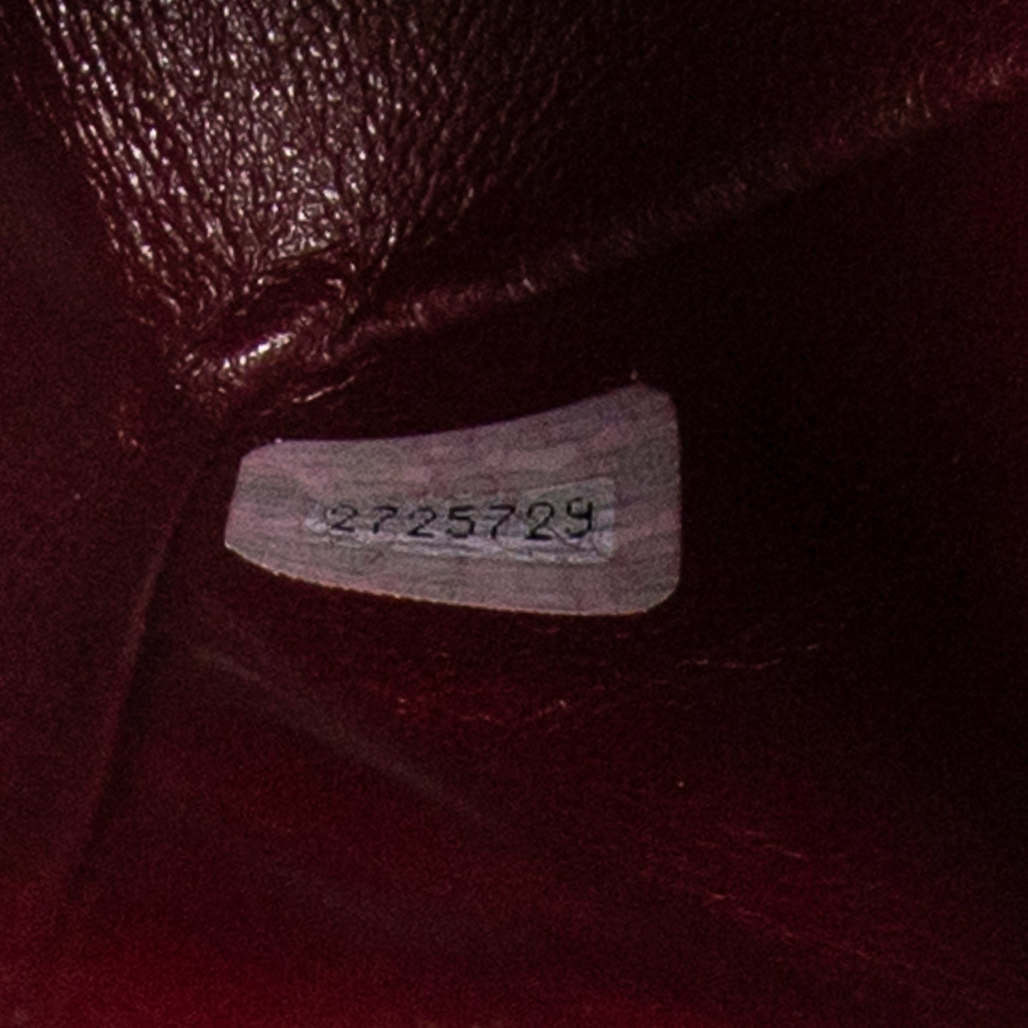 Classic Double Flap 23