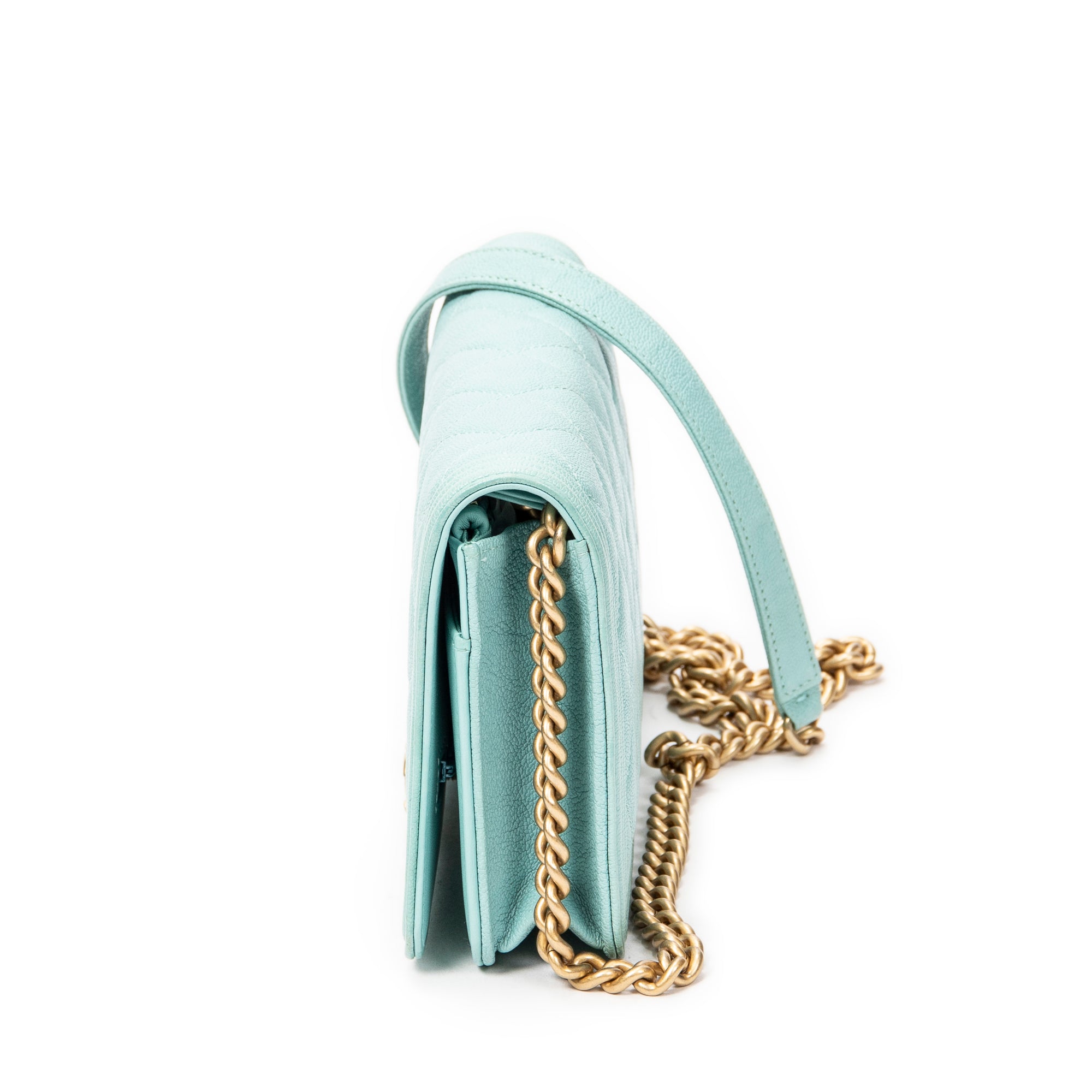 Boy Wallet on Chain 